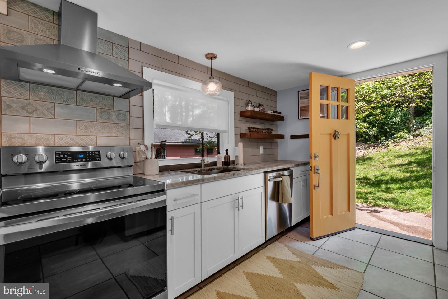 Pasadena, Maryland, 21122, United States, 2 Bedrooms Bedrooms, ,2 BathroomsBathrooms,Residential,For Sale,1837604