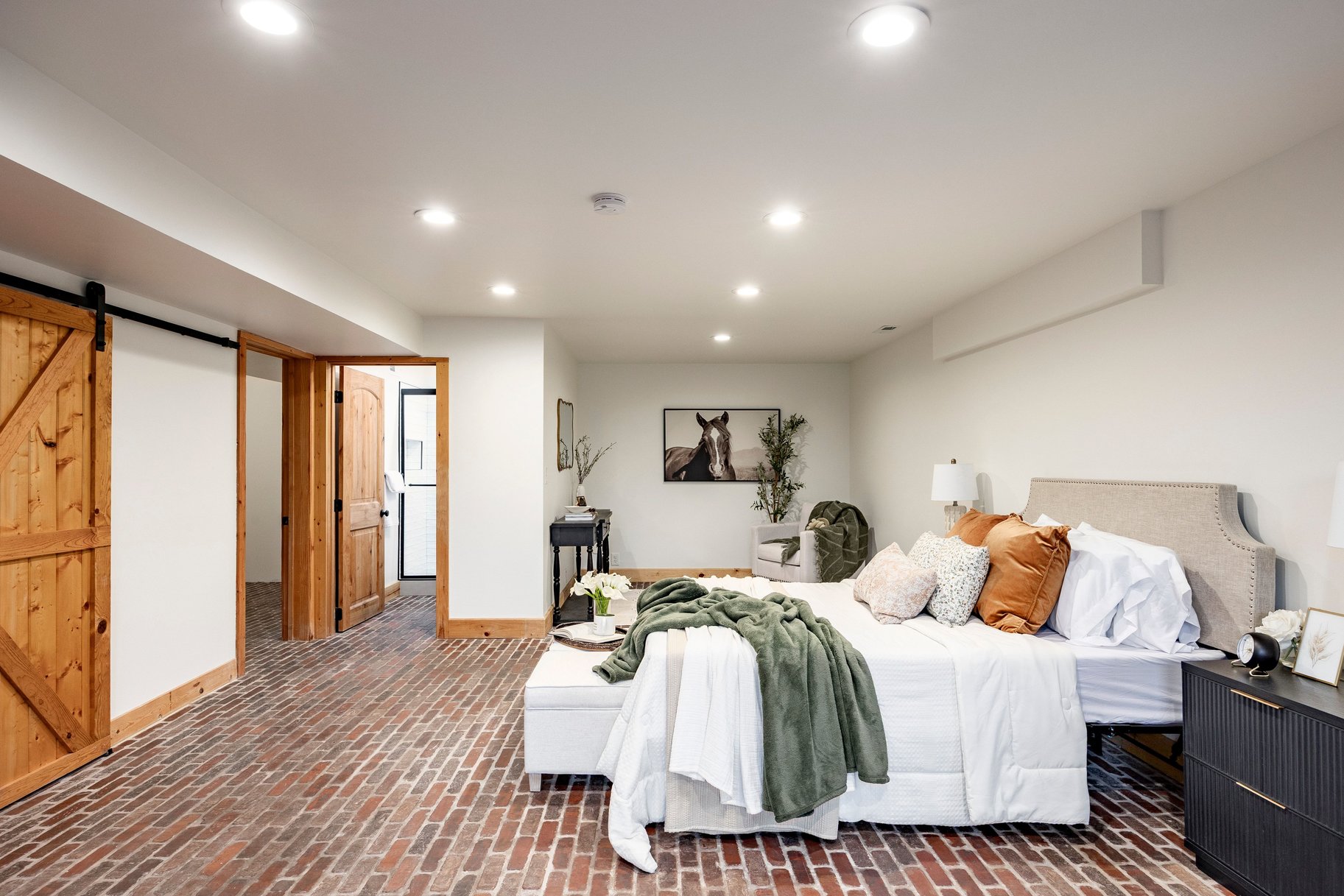  Refined Mountain Home on 1.27 Acres Near Snowbasin - 物件實景