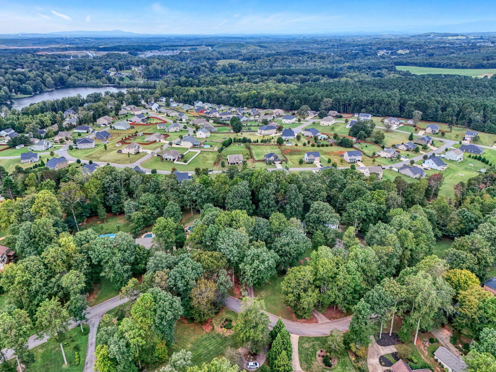 Inman, South Carolina, 29349, United States, 5 Bedrooms Bedrooms, ,4 BathroomsBathrooms,Residential,For Sale,1978850
