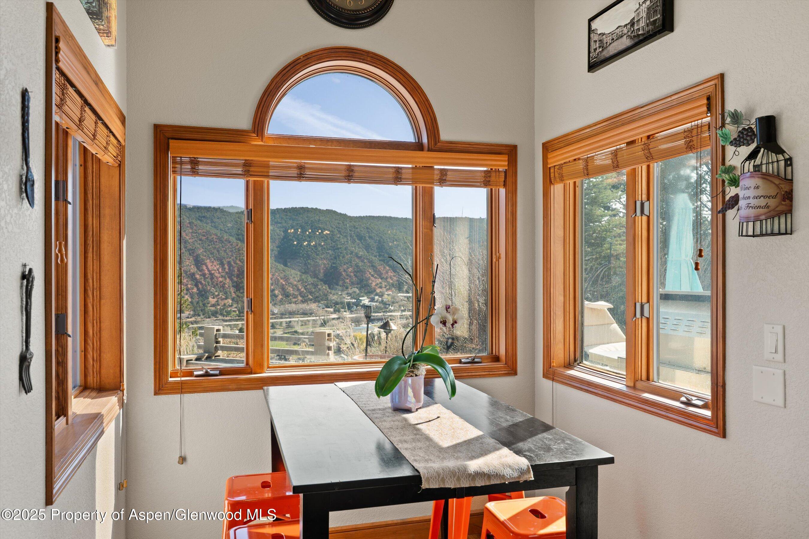 Glenwood Springs, Colorado, 81601, United States, 4 Bedrooms Bedrooms, ,5 BathroomsBathrooms,Residential,For Sale,1804908