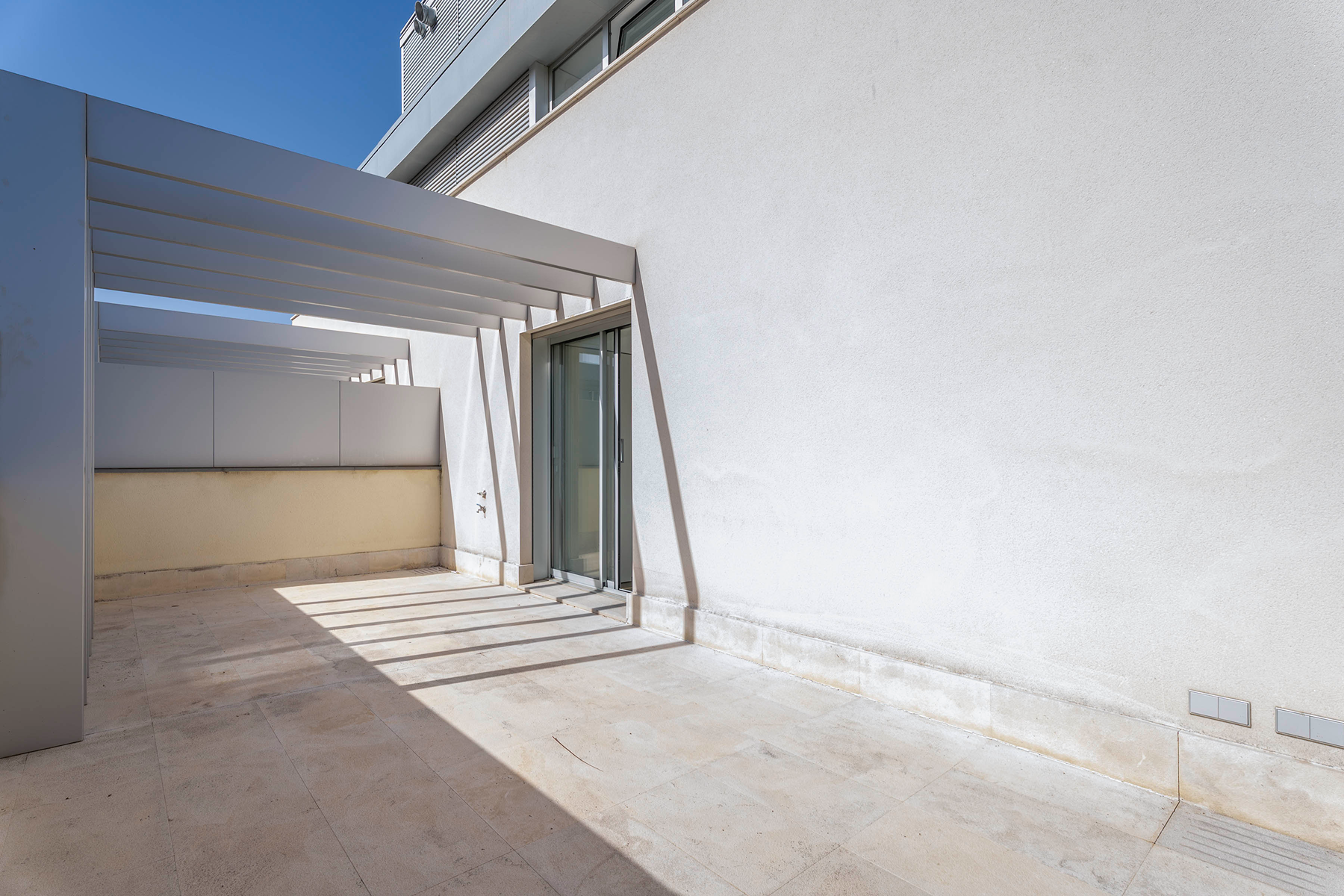  Modern Townhouse in Hortaleza, Madrid with Pool and Garden - 物件實景
