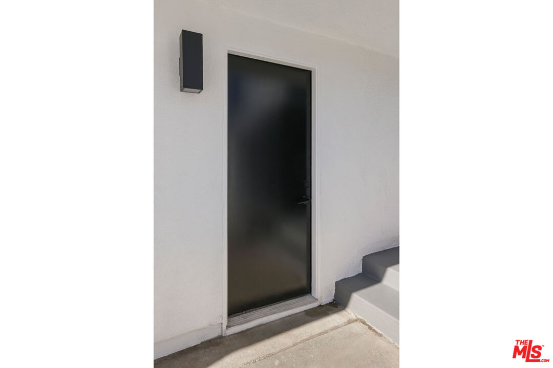 Los Angeles, California, 90065, United States, 4 Bedrooms Bedrooms, ,5 BathroomsBathrooms,Residential,For Sale,2002070