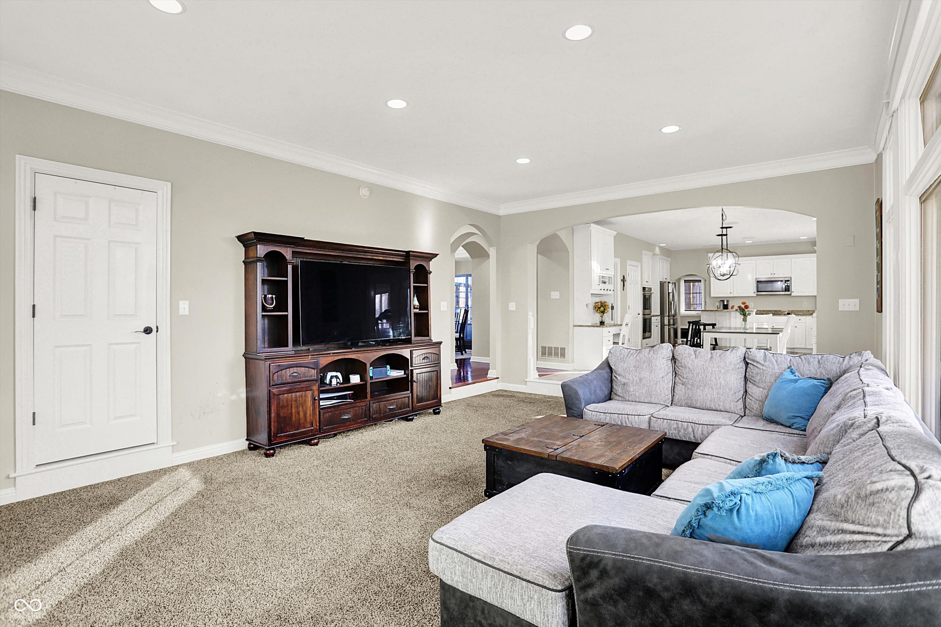 Fishers, Indiana, 46037, United States, 6 Bedrooms Bedrooms, ,5 BathroomsBathrooms,Residential,For Sale,1992348