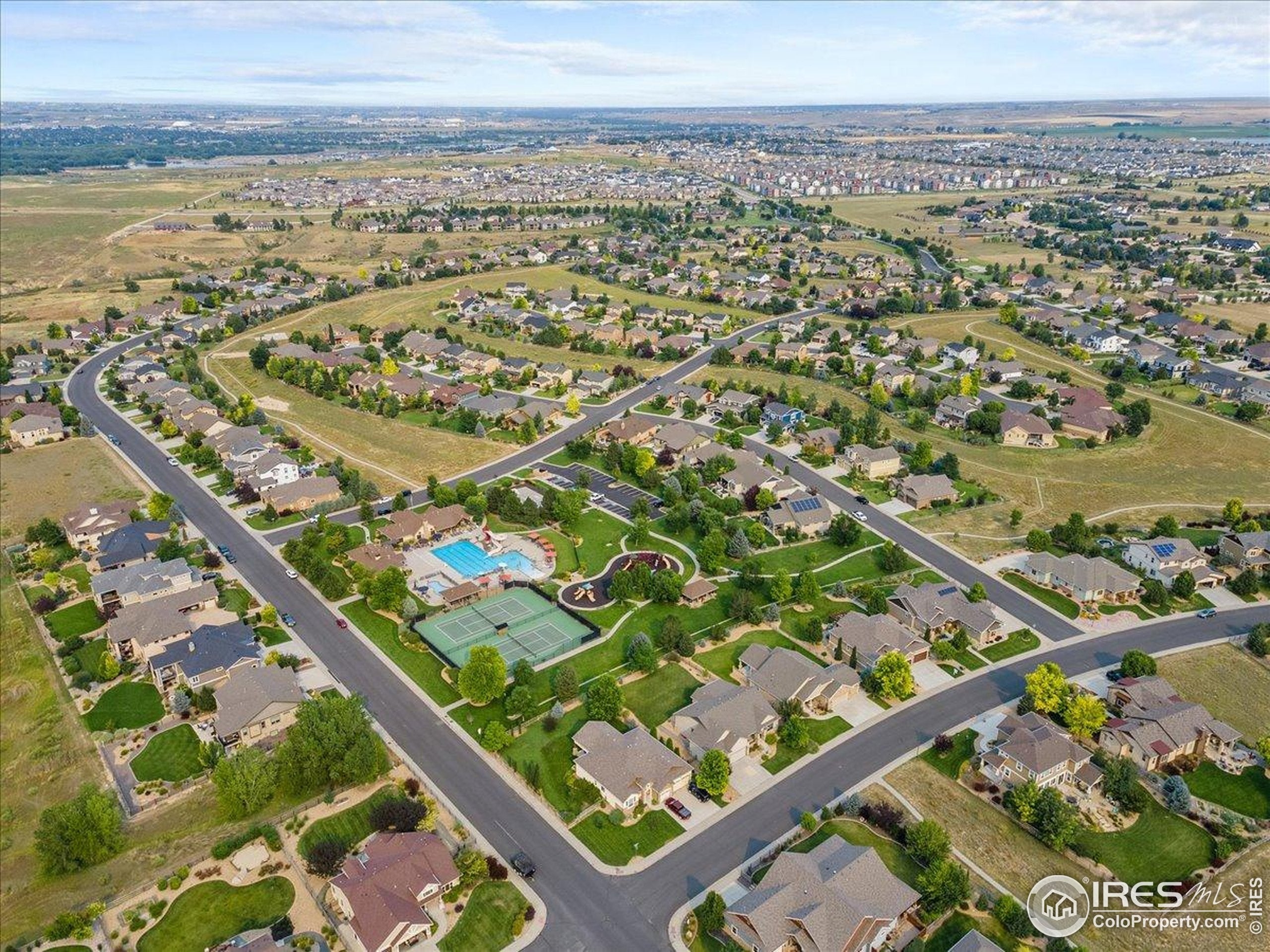 Windsor, Colorado, 80550, United States, 4 Bedrooms Bedrooms, ,5 BathroomsBathrooms,Residential,For Sale,1909910