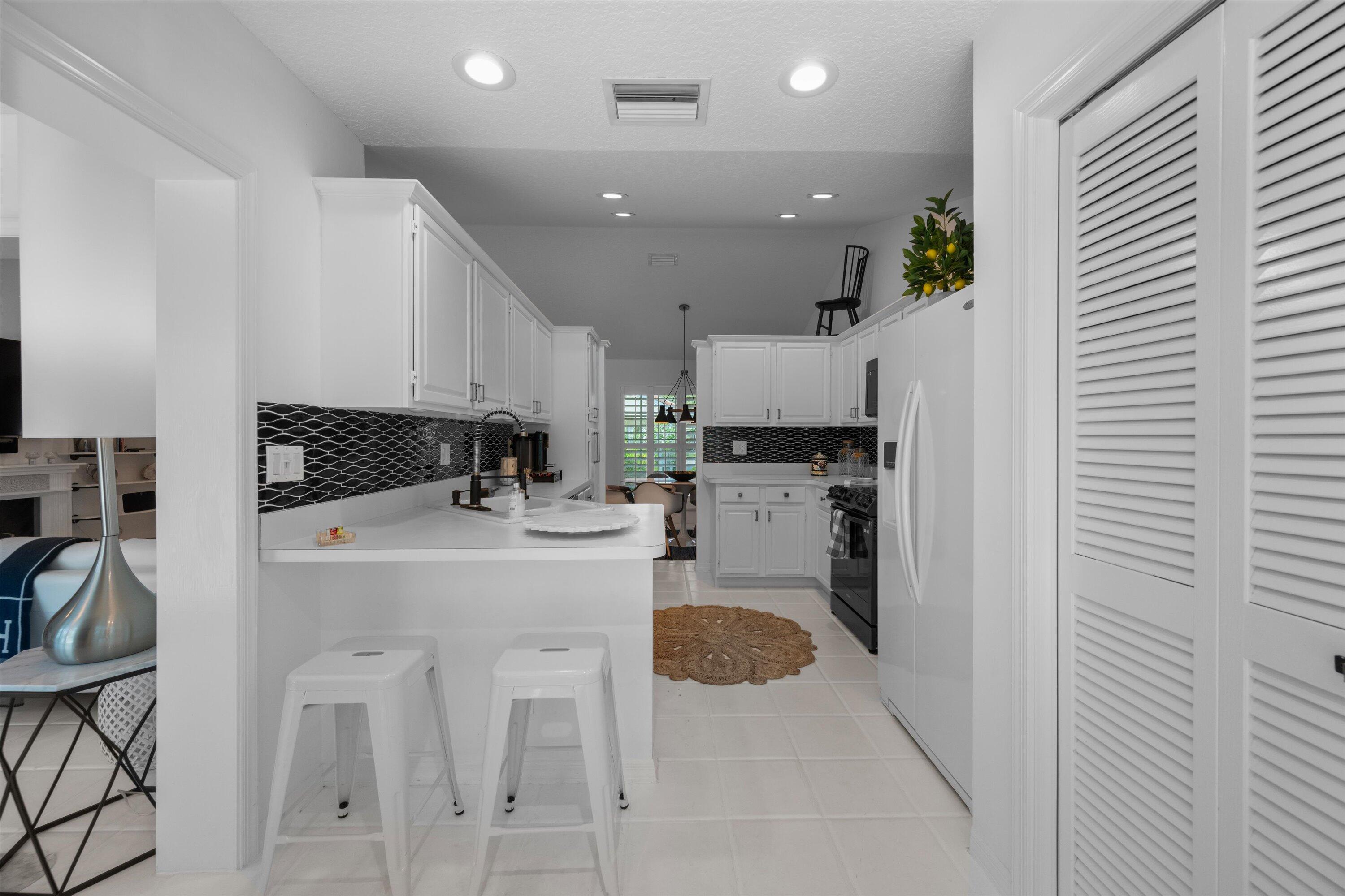  2252 Las Casitas Drive - 物件實景