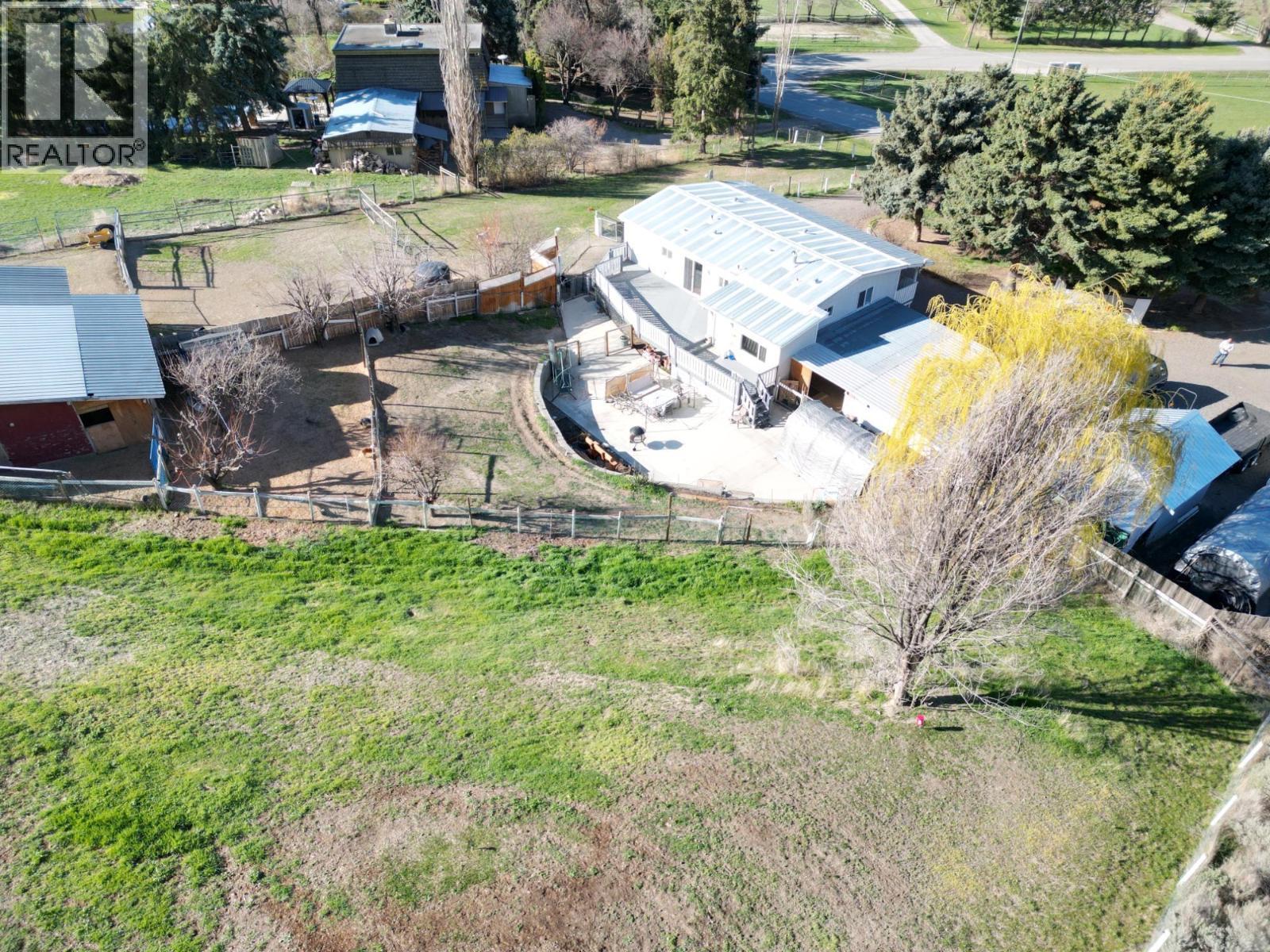 KAMLOOPS, British Columbia, V2H 1S7, CA, 4 Bedrooms Bedrooms, ,3 BathroomsBathrooms,Residential,For Sale,1949543