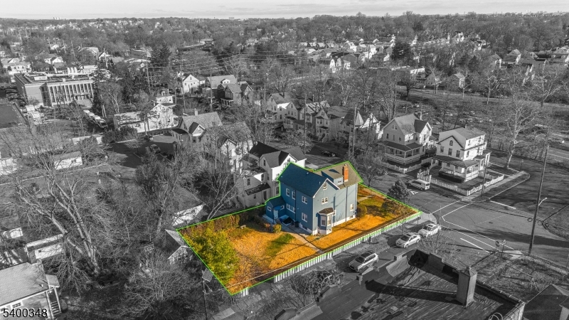 Bloomfield Twp., New Jersey, 07003, United States, 6 Bedrooms Bedrooms, ,3 BathroomsBathrooms,Residential,For Sale,2003277