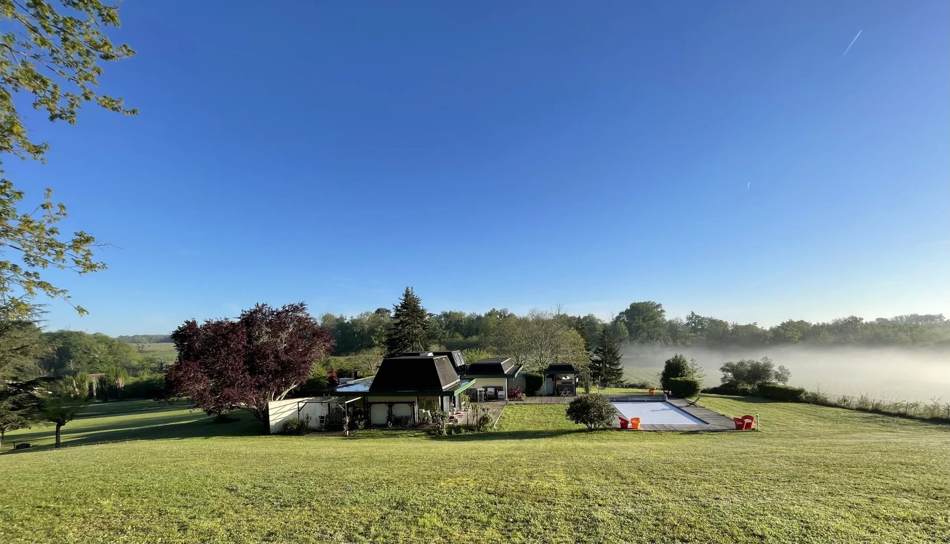 Nérigean, New Aquitaine, 33750, FR, 6 Bedrooms Bedrooms, ,4 BathroomsBathrooms,Residential,For Sale,1776963
