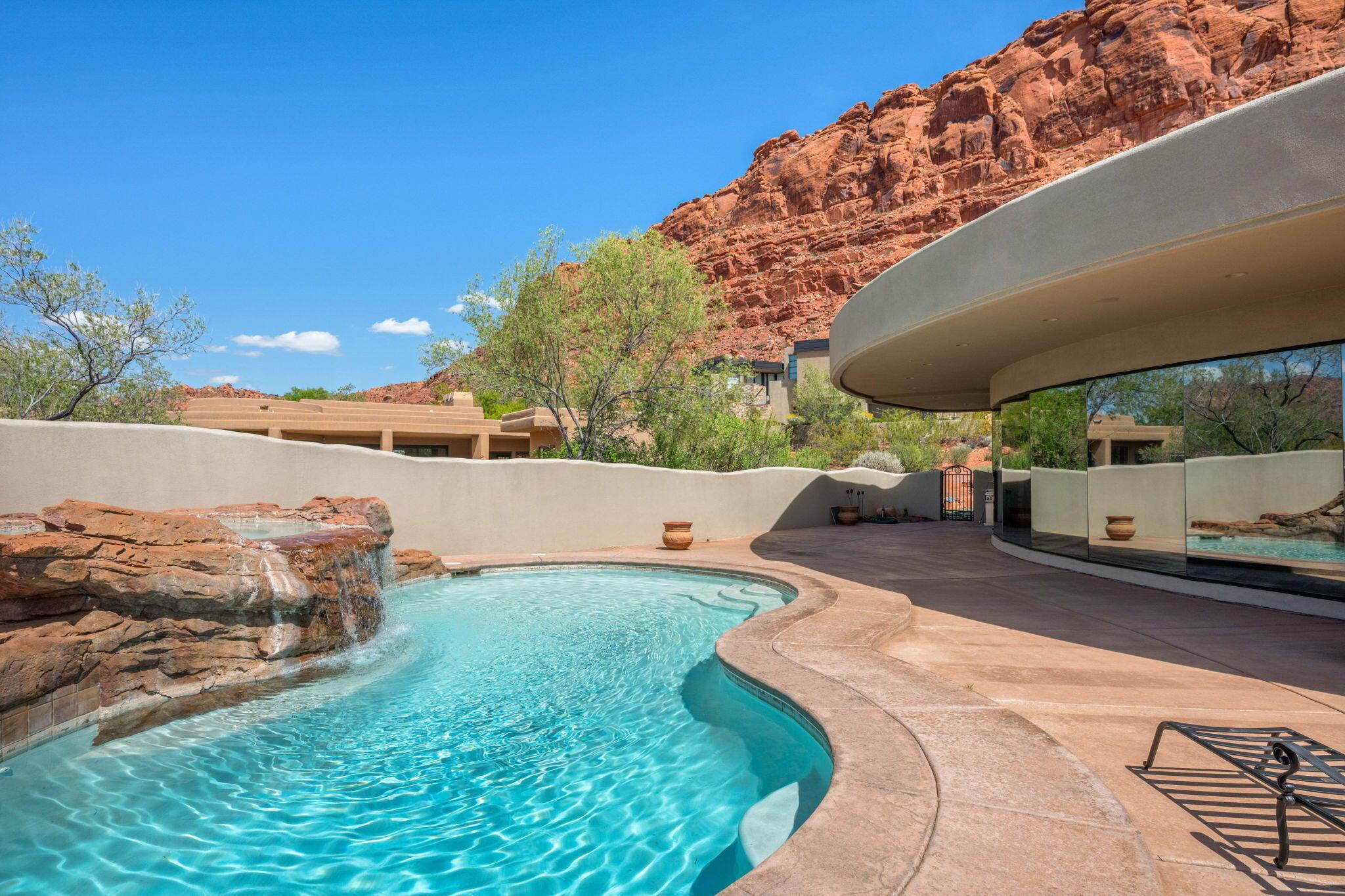 St George, Utah, 84770, United States, 4 Bedrooms Bedrooms, ,5 BathroomsBathrooms,Residential,For Sale,1976696