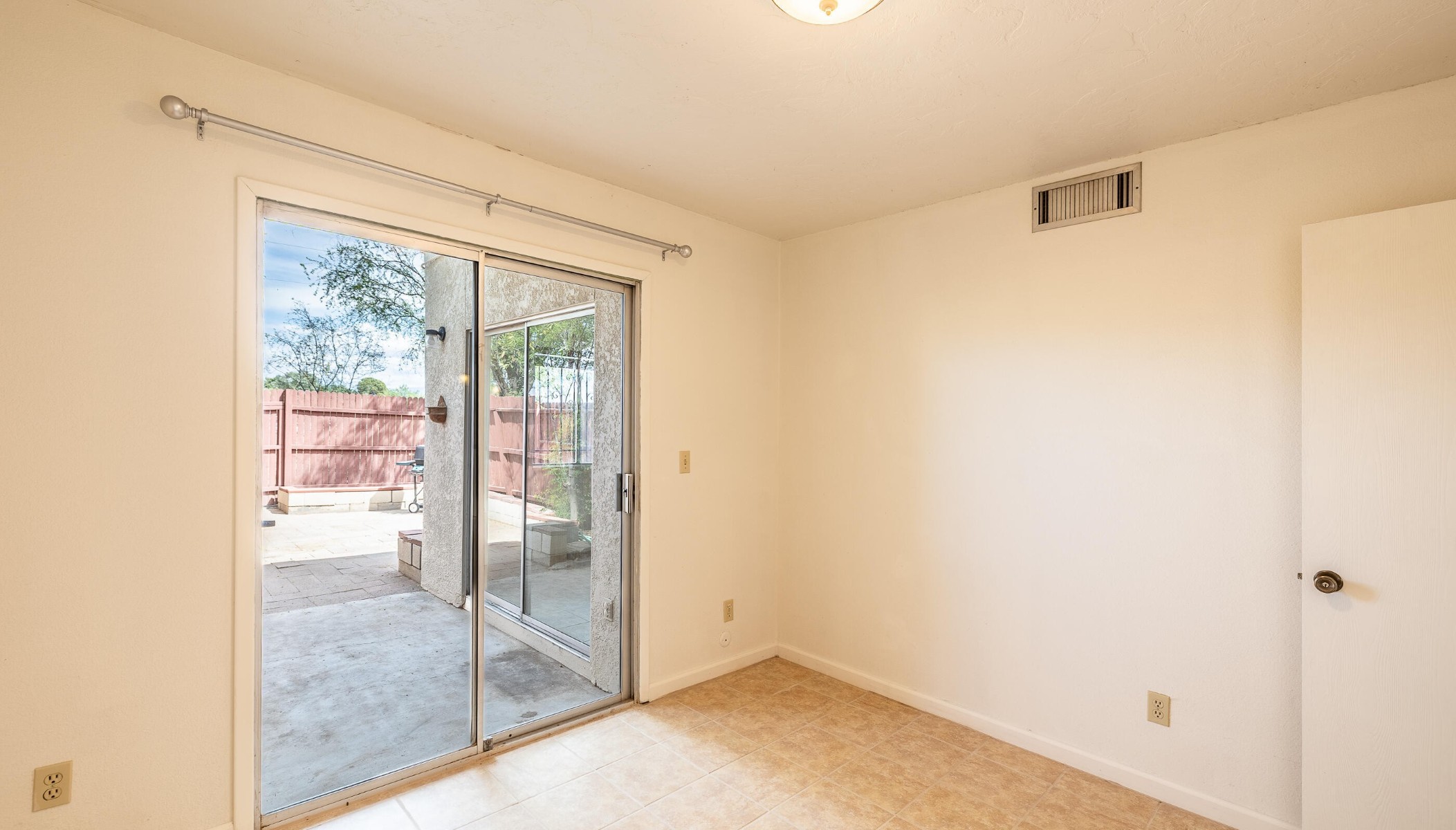  3750 N Country Club Road 46, Tucson, AZ, 85716 - 物件實景