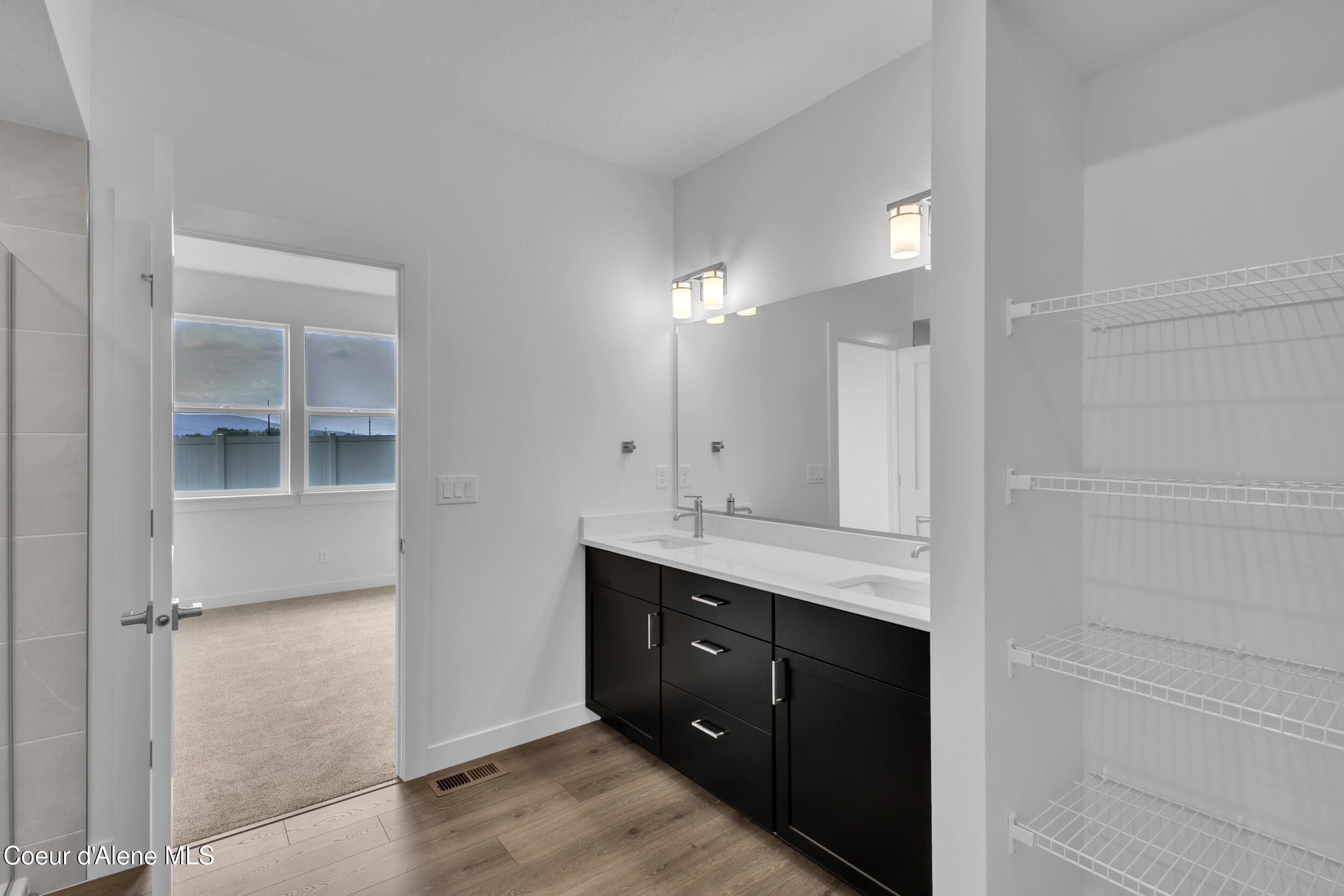 Coeur d'Alene, Idaho, 83815, United States, 3 Bedrooms Bedrooms, ,2 BathroomsBathrooms,Residential,For Sale,1999296