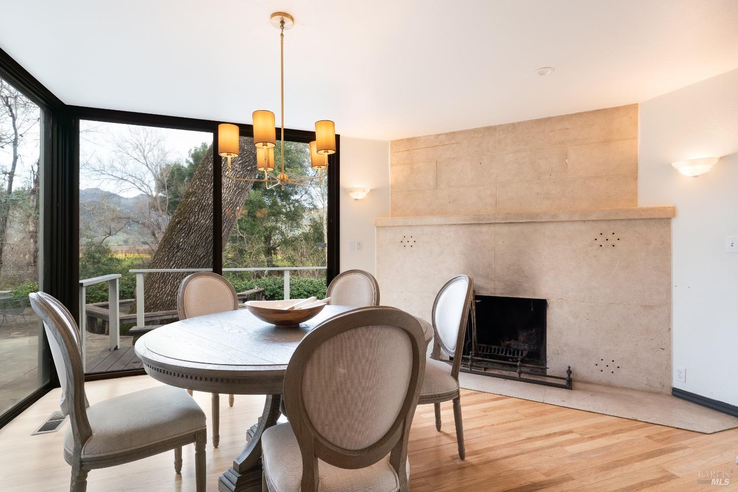 Calistoga, California, 94515, United States, 3 Bedrooms Bedrooms, ,3 BathroomsBathrooms,Residential,For Sale,1990921