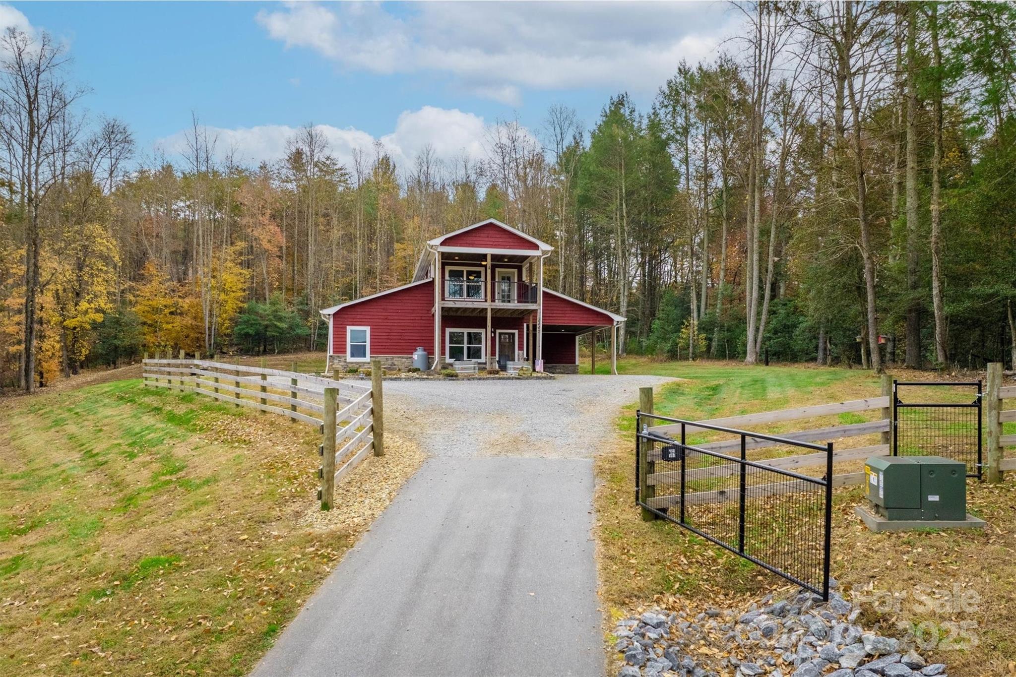 Lenoir, North Carolina, 28645, United States, 3 Bedrooms Bedrooms, ,3 BathroomsBathrooms,Residential,For Sale,1992065