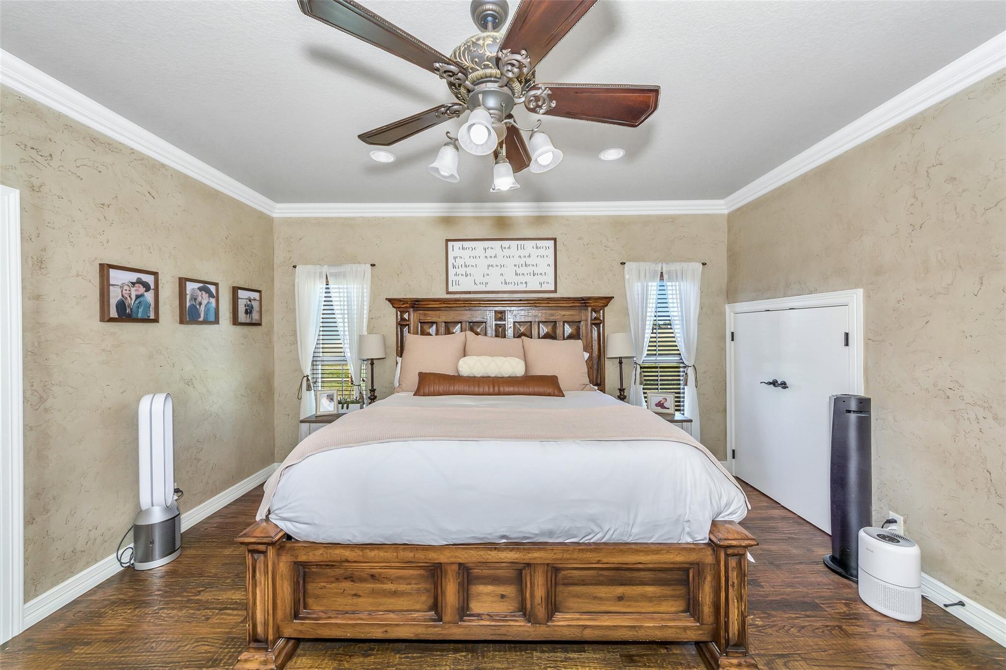 Boyd, Texas, 76023, United States, 4 Bedrooms Bedrooms, ,4 BathroomsBathrooms,Residential,For Sale,1981512