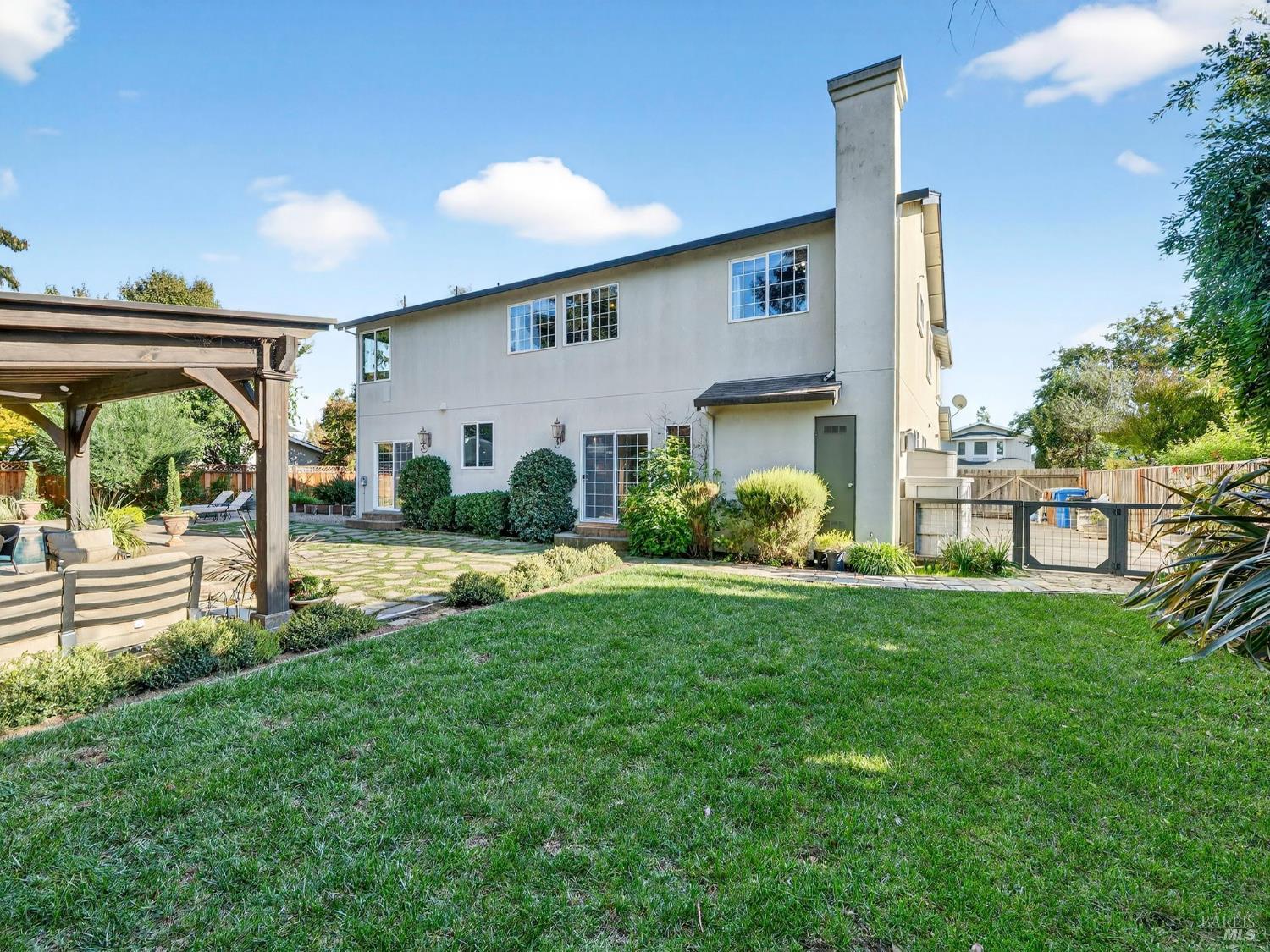 Napa, California, 94558, United States, 4 Bedrooms Bedrooms, ,3 BathroomsBathrooms,Residential,For Sale,1987902