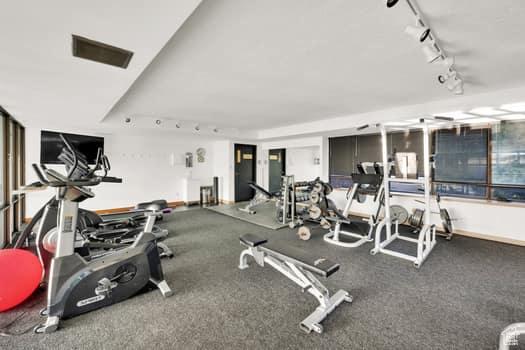 Salt Lake City, Utah, 84102, United States, 2 Bedrooms Bedrooms, ,2 BathroomsBathrooms,Residential,For Sale,1974232