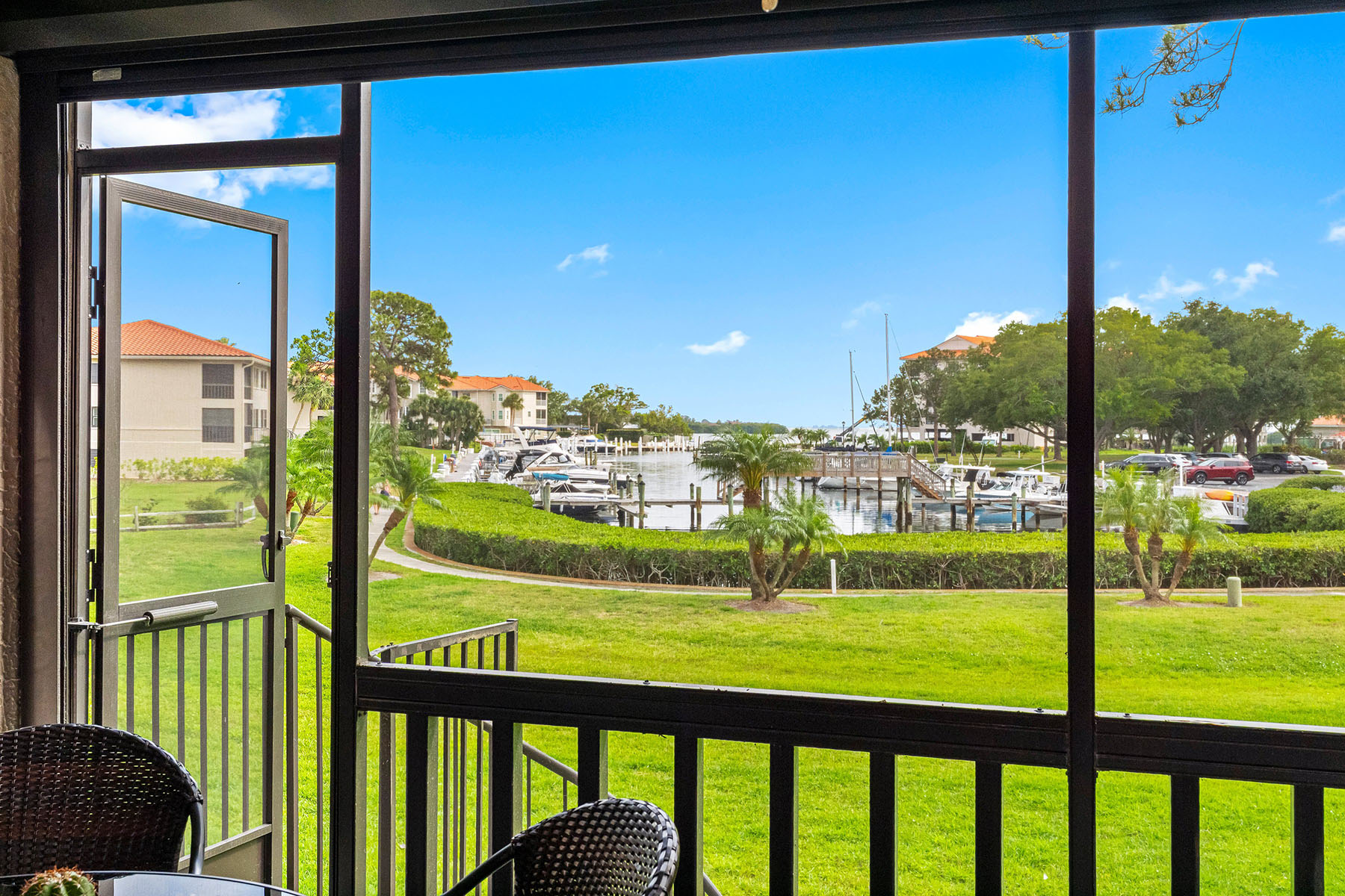  TARPON COVE CONDO - 物件實景