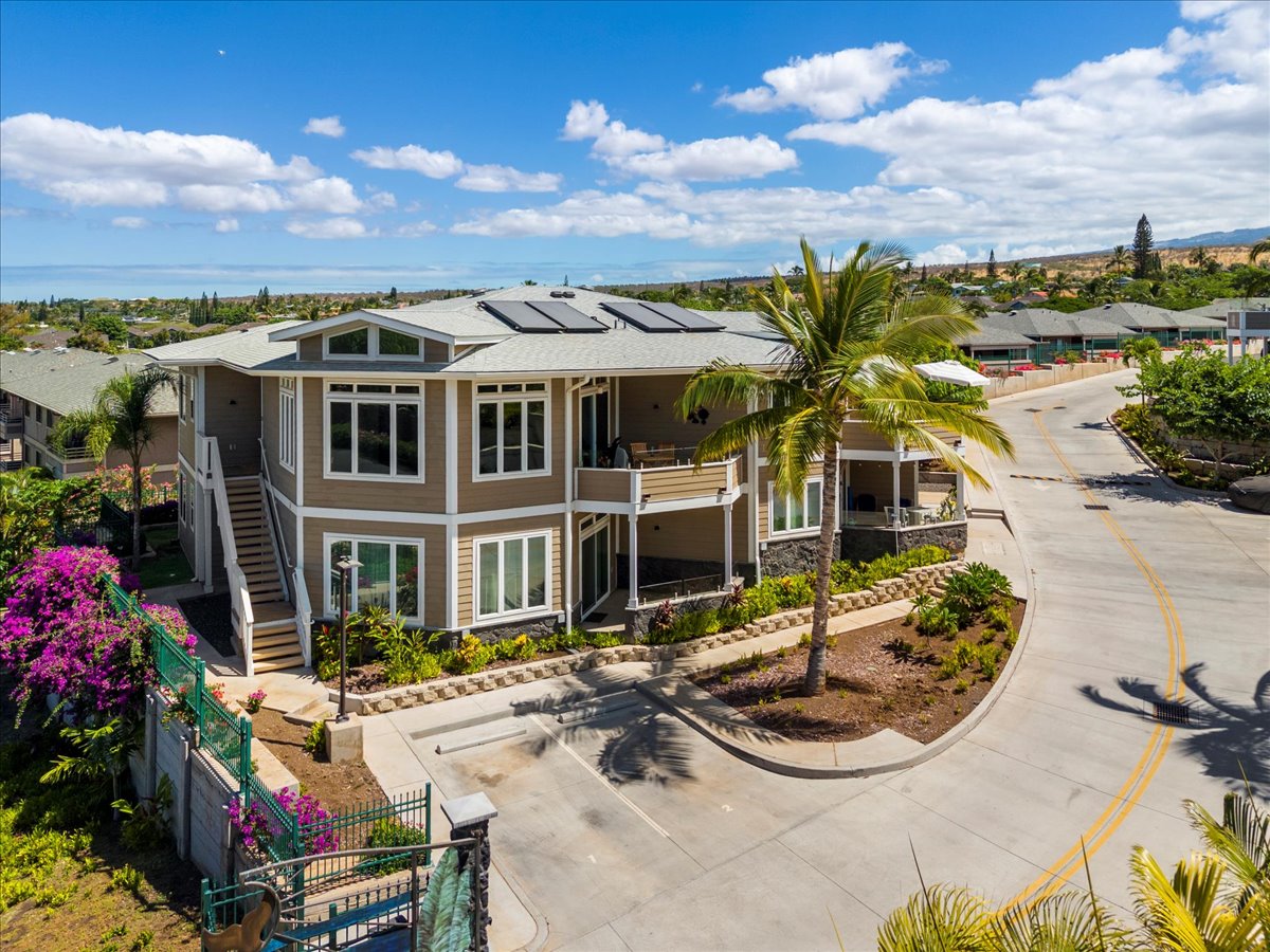 Kihei, Hawaii, 96753, United States, 2 Bedrooms Bedrooms, ,2 BathroomsBathrooms,Residential,For Sale,1977568