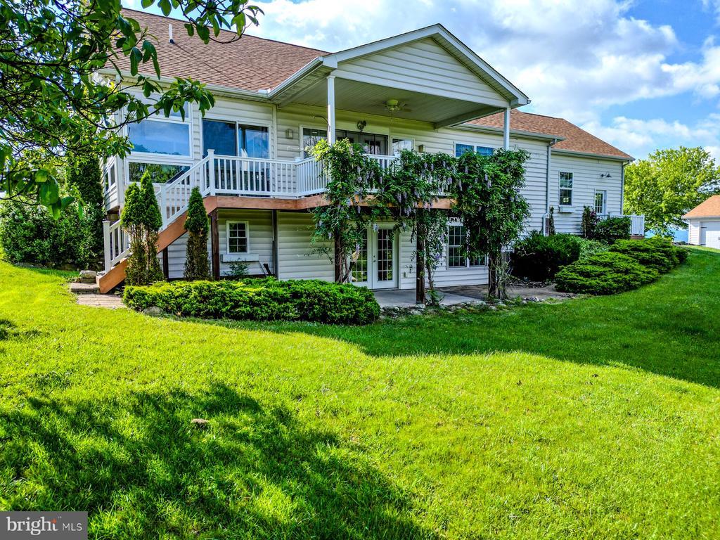 Petersburg, West Virginia, 26847, United States, 3 Bedrooms Bedrooms, ,3 BathroomsBathrooms,Residential,For Sale,1891078