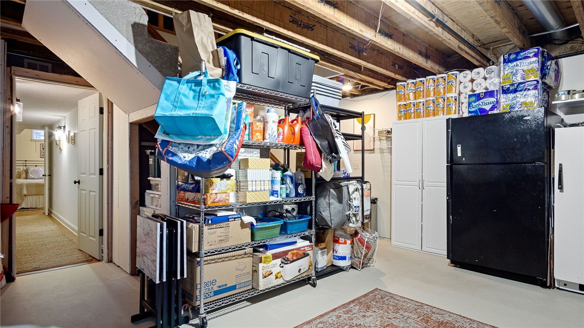 Bloomer, Wisconsin, 54724, United States, 4 Bedrooms Bedrooms, ,3 BathroomsBathrooms,Residential,For Sale,1983863