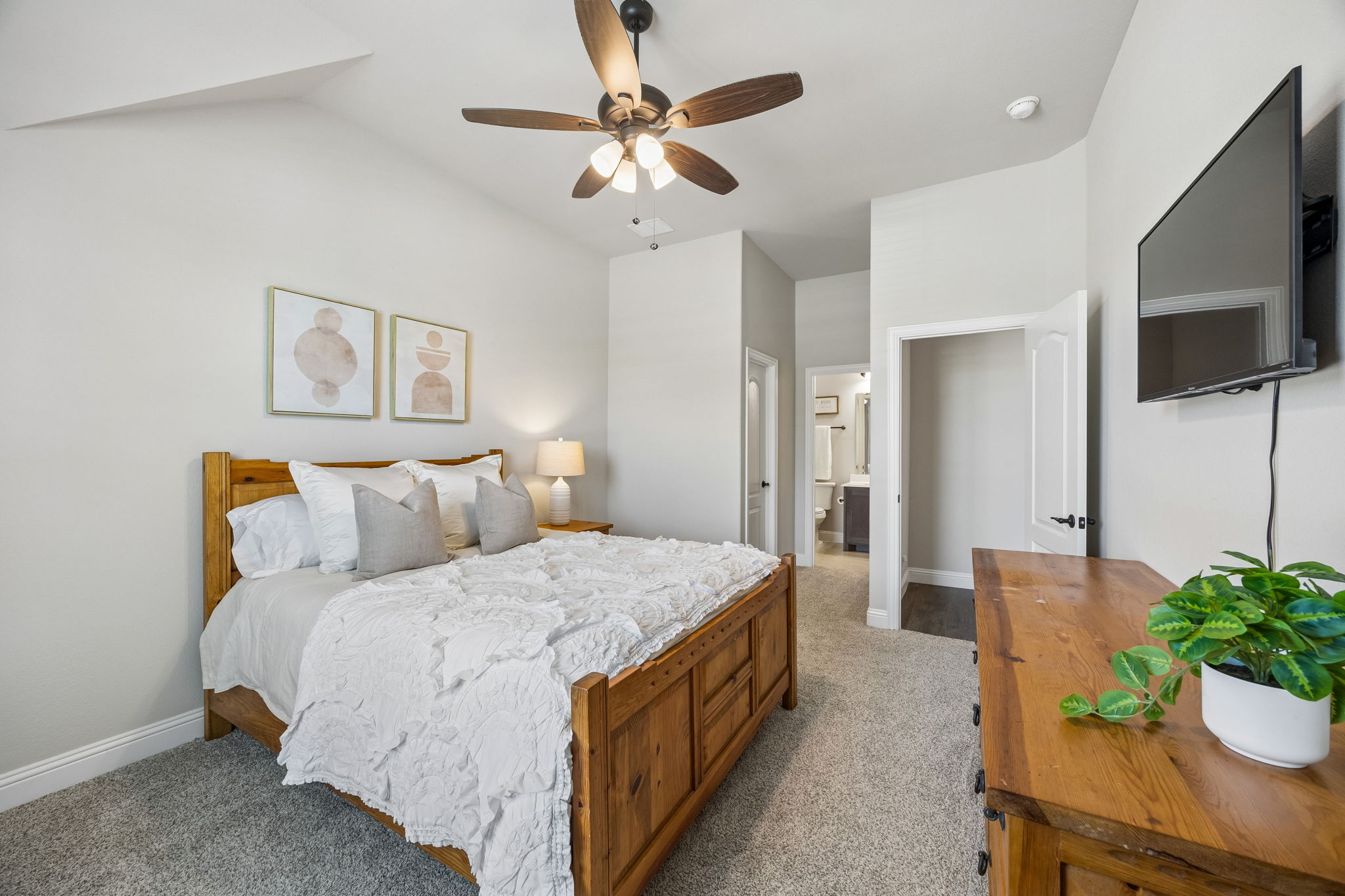  1005 Longbow Lane, Crowley, TX, 76036 - 物件實景