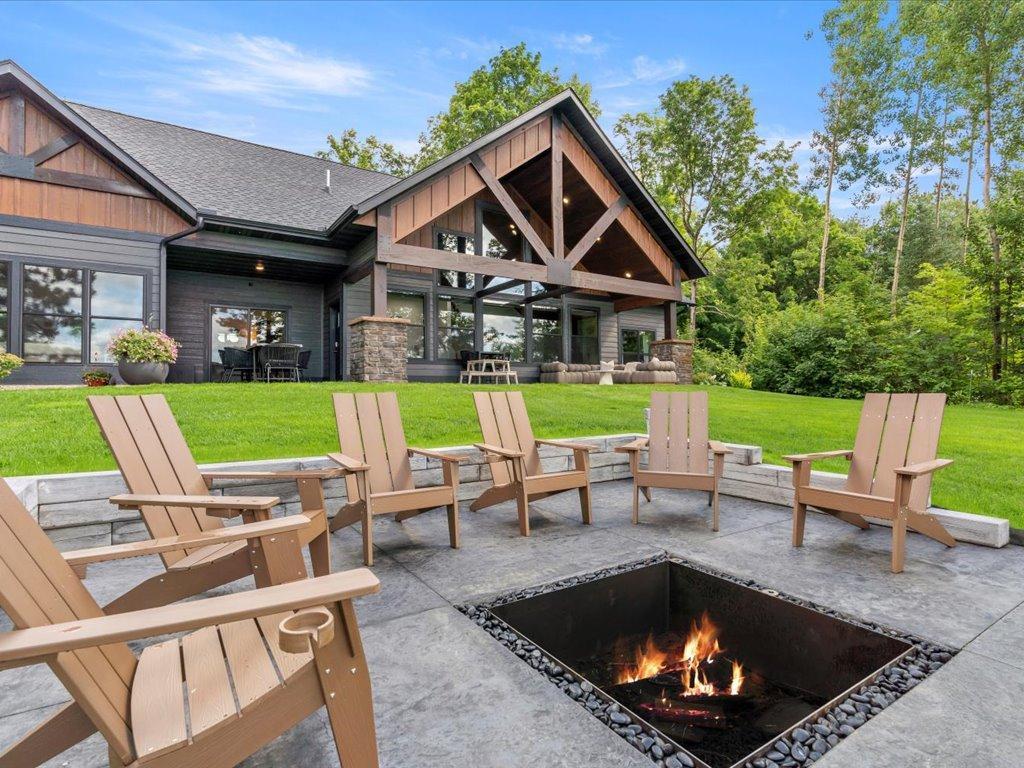Grand Rapids, Minnesota, 55744, United States, 4 Bedrooms Bedrooms, ,2 BathroomsBathrooms,Residential,For Sale,1901076