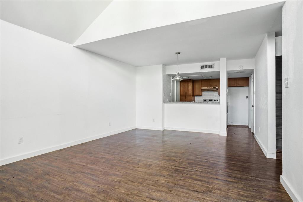 Dallas, Texas, 75236, United States, 23 Bedrooms Bedrooms, ,20 BathroomsBathrooms,Residential,For Sale,1983380