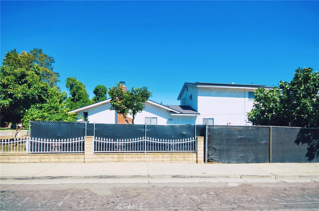 La Verne, California, 91750, United States, 7 Bedrooms Bedrooms, ,4 BathroomsBathrooms,Residential,For Sale,1979941