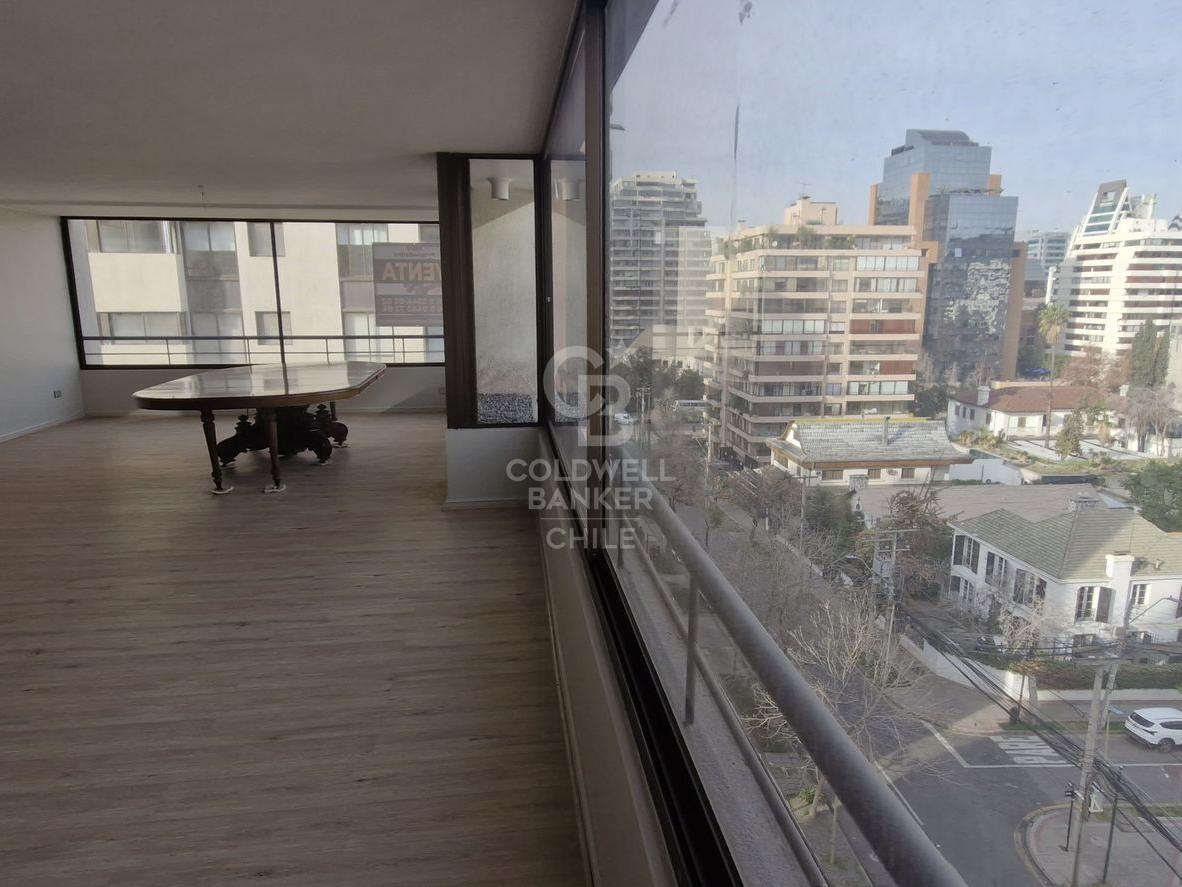 Las Condes, Chile, 3 Bedrooms Bedrooms, ,4 BathroomsBathrooms,Residential,For Sale,1908401