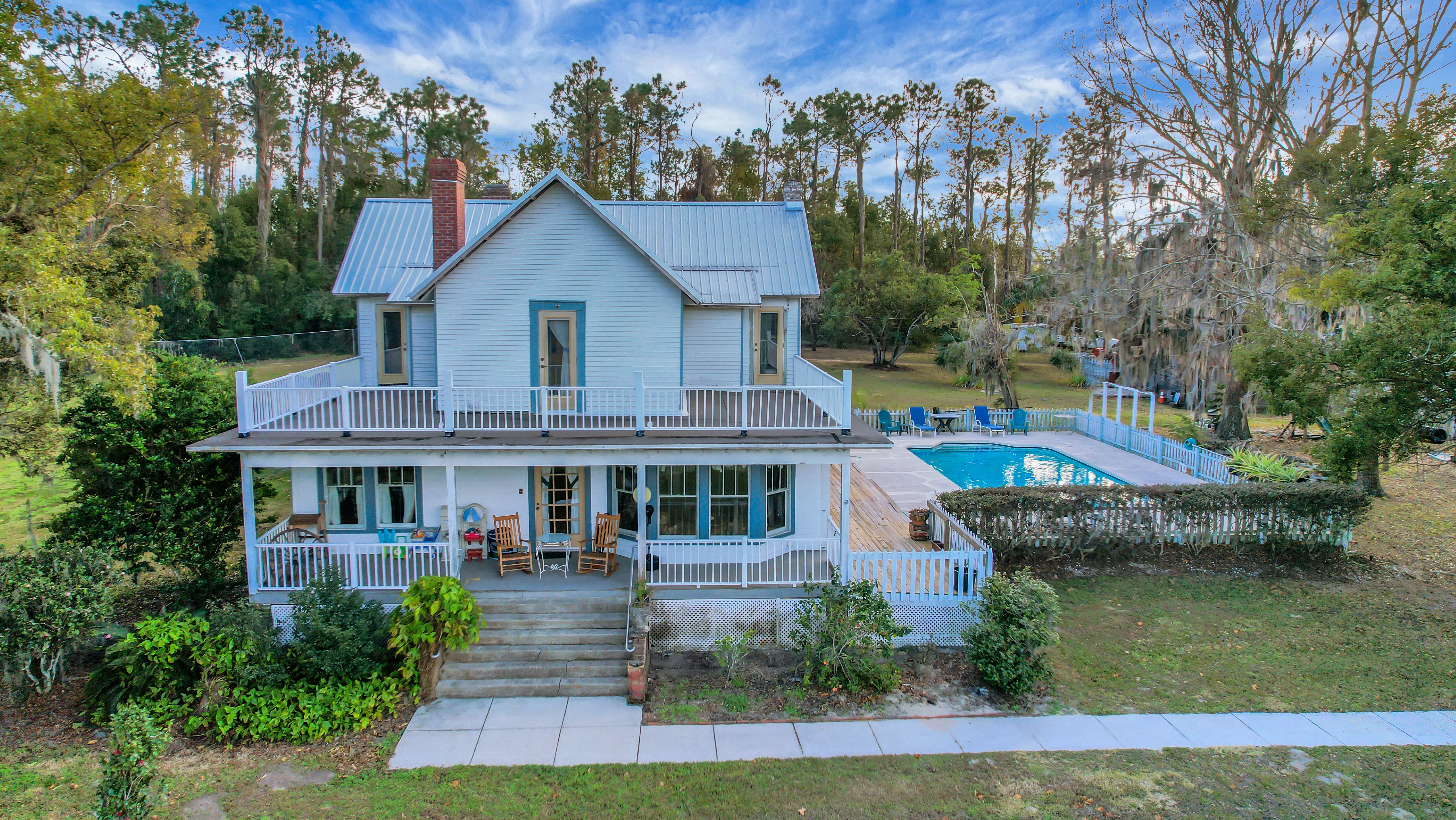 Yalaha, Florida, 34797, United States, 5 Bedrooms Bedrooms, ,4 BathroomsBathrooms,Residential,For Sale,1975837