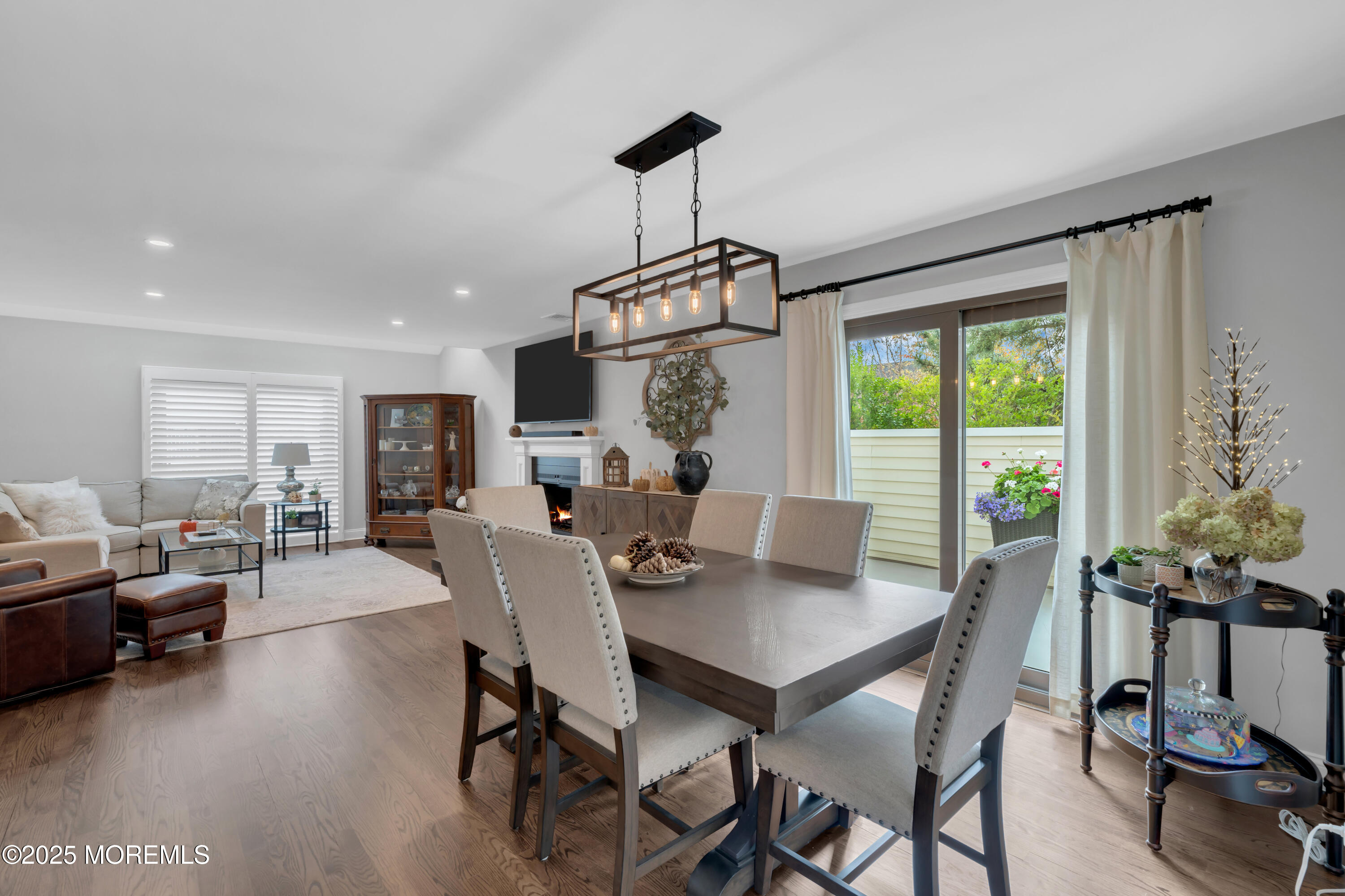 Long Branch, New Jersey, 07740, United States, 3 Bedrooms Bedrooms, ,3 BathroomsBathrooms,Residential,For Sale,1989211