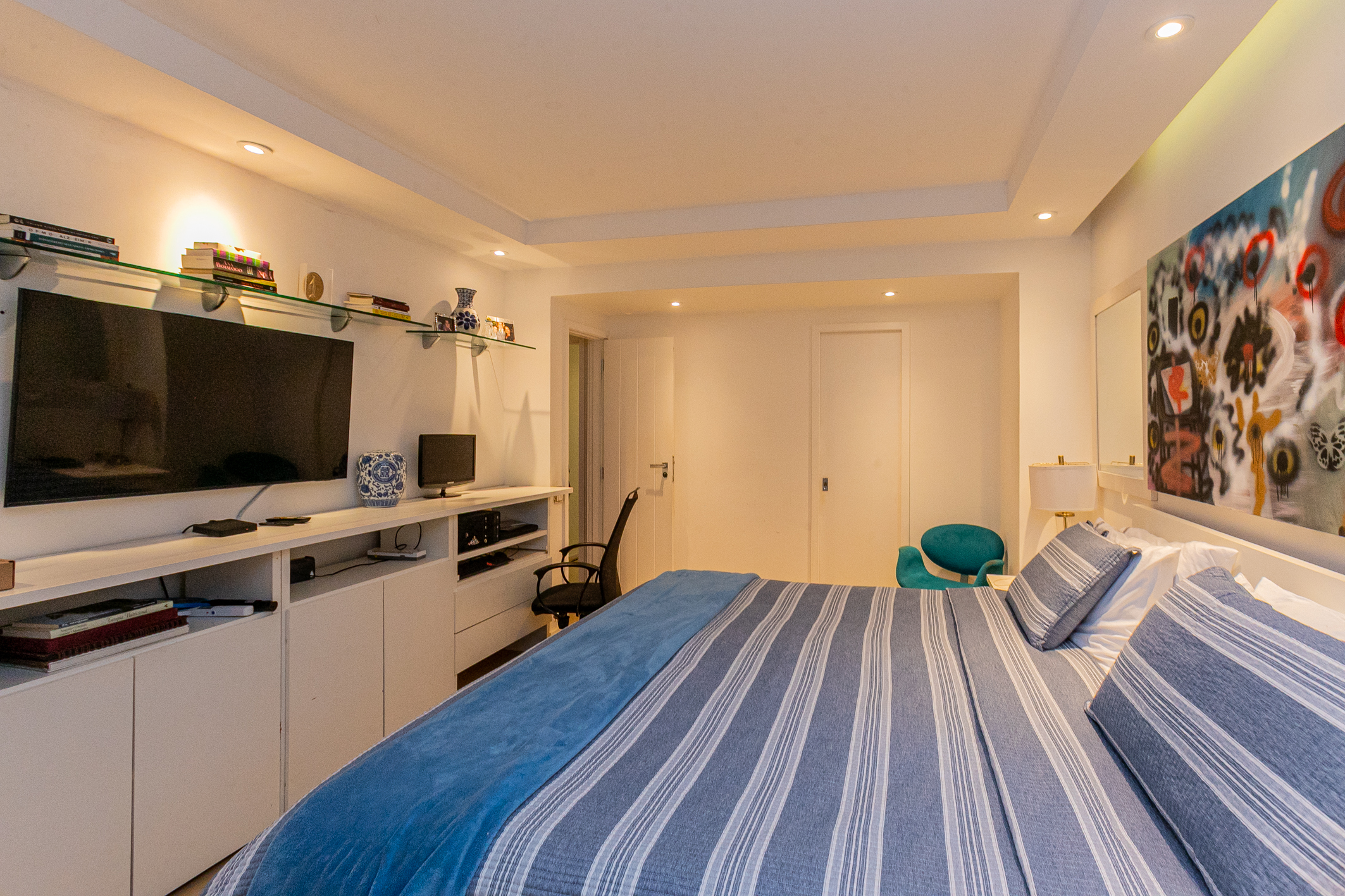  Apartment with a Balcony One Block from the Beach in Leblon - 物件實景