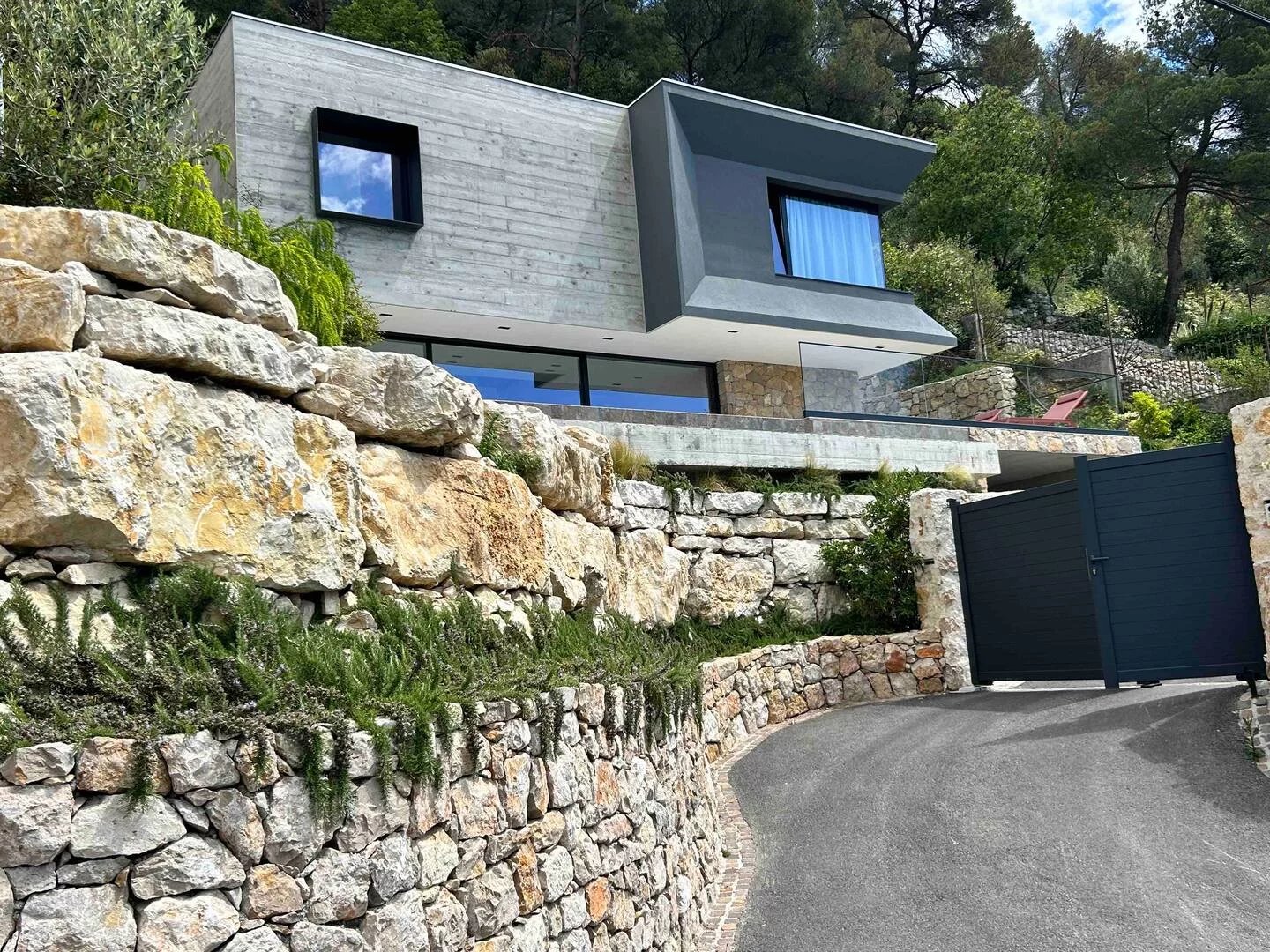 Saint-Paul-de-Vence, Provence-Alpes-Côte d’Azur, 06570, FR, 4 Bedrooms Bedrooms, ,Residential,For Sale,1754208