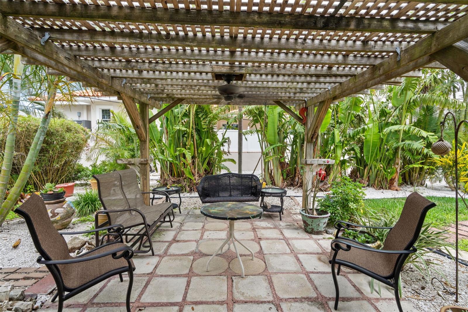 Belleair Beach, Florida, 33786, United States, 2 Bedrooms Bedrooms, ,3 BathroomsBathrooms,Residential,For Sale,1930799