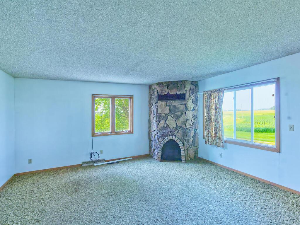 Winsted, Minnesota, 55395, United States, 2 Bedrooms Bedrooms, ,1 BathroomBathrooms,Residential,For Sale,1979675