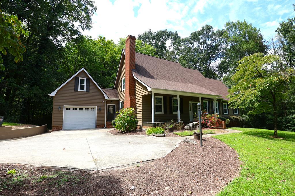 DALTON, Georgia, 30721, United States, 3 Bedrooms Bedrooms, ,3 BathroomsBathrooms,Residential,For Sale,1933476