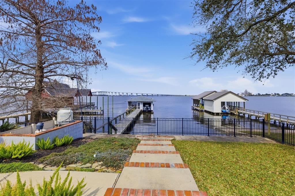 Lake Charles, Louisiana, 70605, United States, 4 Bedrooms Bedrooms, ,4 BathroomsBathrooms,Residential,For Sale,2033093