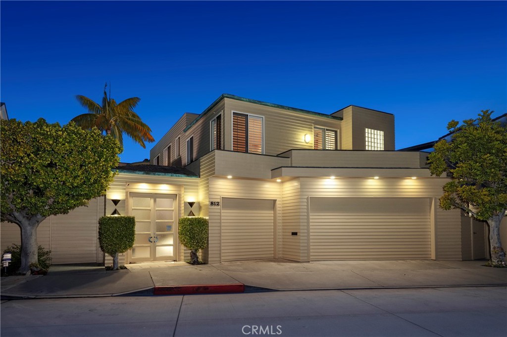 Newport Beach, California, 92661, United States, 7 Bedrooms Bedrooms, ,9 BathroomsBathrooms,Residential,For Sale,1786231
