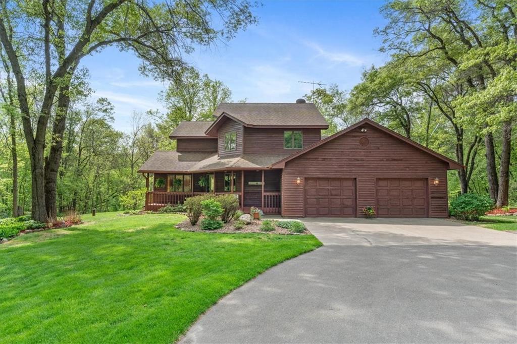 New Richmond, Wisconsin, 54017, United States, 3 Bedrooms Bedrooms, ,3 BathroomsBathrooms,Residential,For Sale,1826974