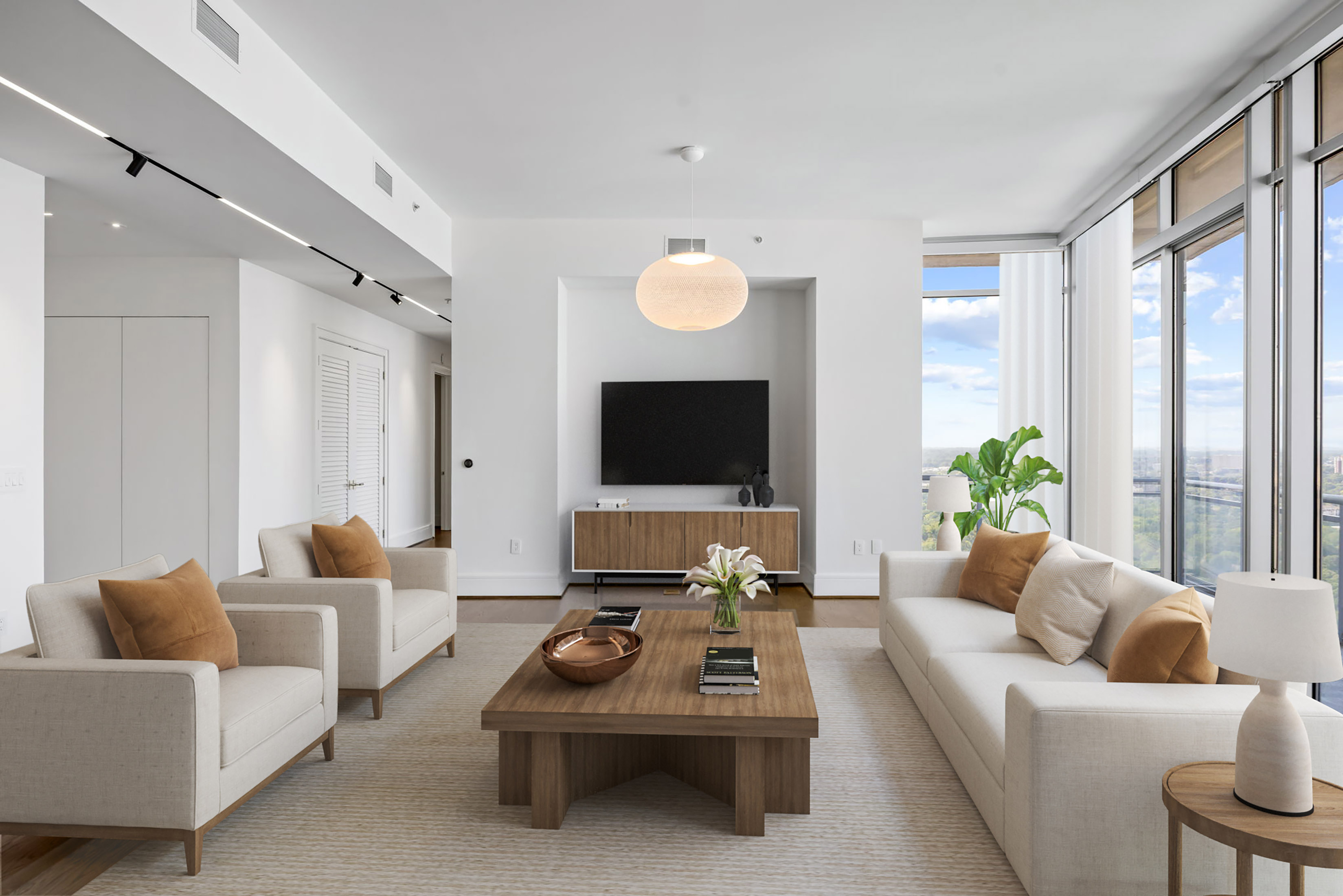  Exceptional Three Bedroom Plus Den Atop The Coveted Loews Hotel - 物件實景