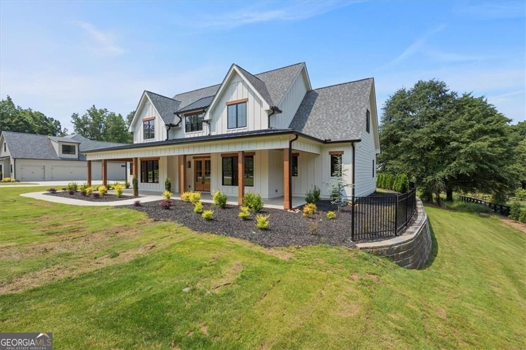 Gainesville, Georgia, 30506, United States, 5 Bedrooms Bedrooms, ,6 BathroomsBathrooms,Residential,For Sale,1908175