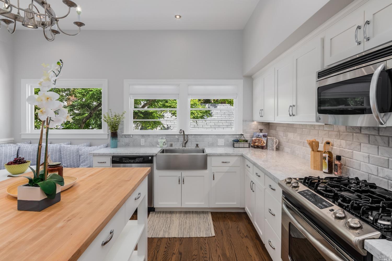 1787 Laurel Street, Napa, California, 94559, United States, 3 Bedrooms Bedrooms, ,5 BathroomsBathrooms,Residential,For Sale,1787 Laurel Street,1266254