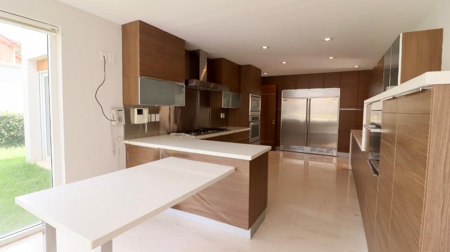 Cumbres de Guadalc?zar, Morelia, Michoacán de Ocampo, 58278, Mexico, 4 Bedrooms Bedrooms, ,4 BathroomsBathrooms,Residential,For Sale,Cumbres de Guadalc?zar,1578001