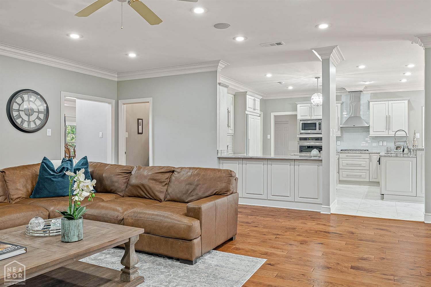 Jonesboro, Arkansas, 72404, United States, 4 Bedrooms Bedrooms, ,5 BathroomsBathrooms,Residential,For Sale,1976719