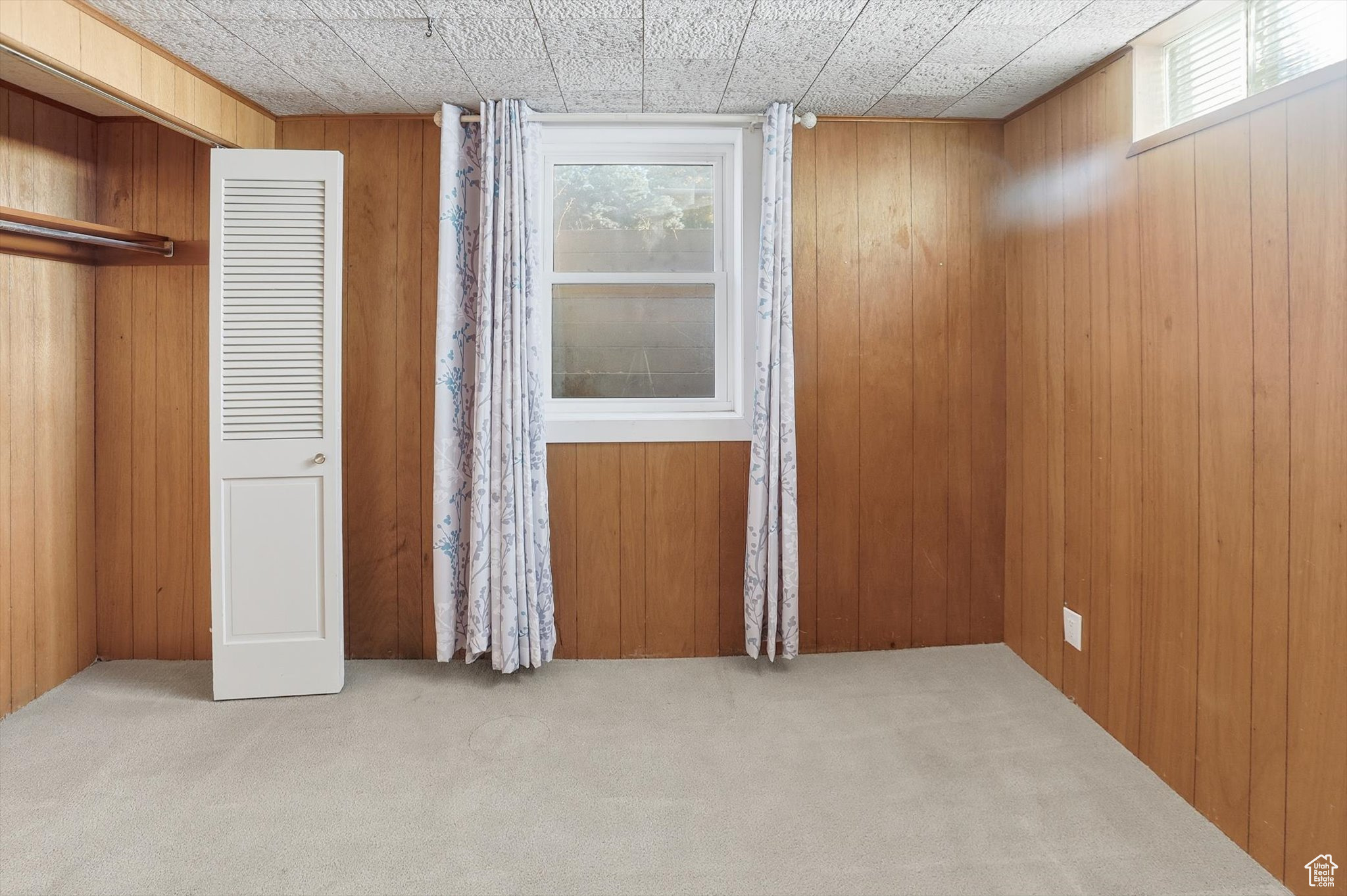 Logan, Utah, 84341, United States, 5 Bedrooms Bedrooms, ,1 BathroomBathrooms,Residential,For Sale,1983930