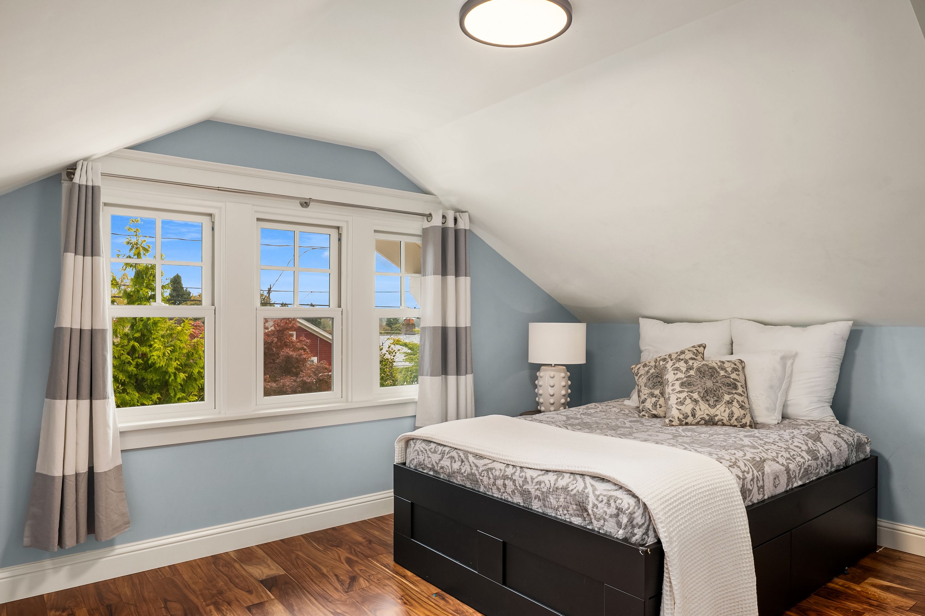  6264 19th Avenue Northeast, Seattle, WA 98115 - 物件實景