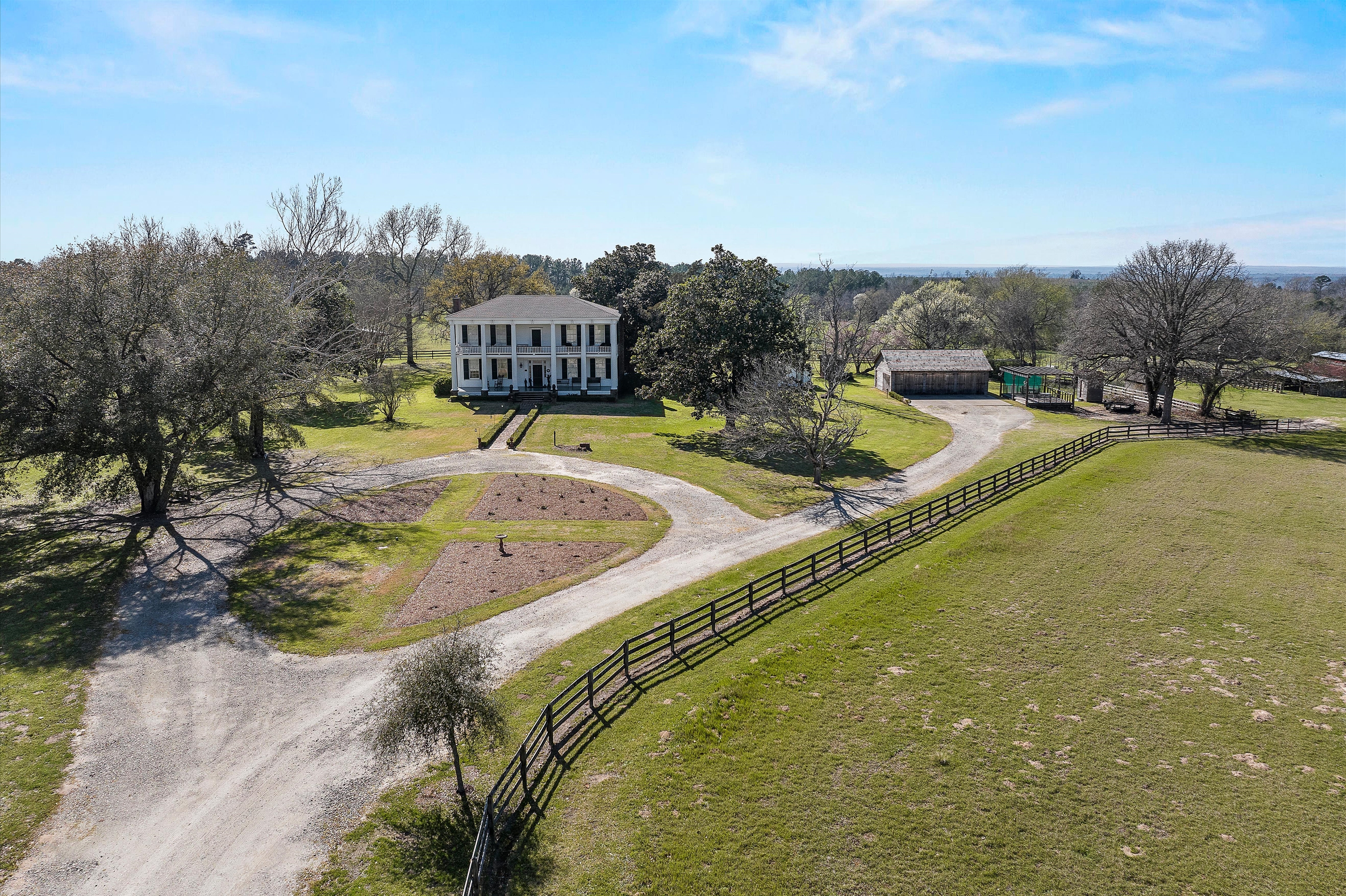 Cushing, Texas, 75760, United States, 3 Bedrooms Bedrooms, ,2 BathroomsBathrooms,Residential,For Sale,1978449