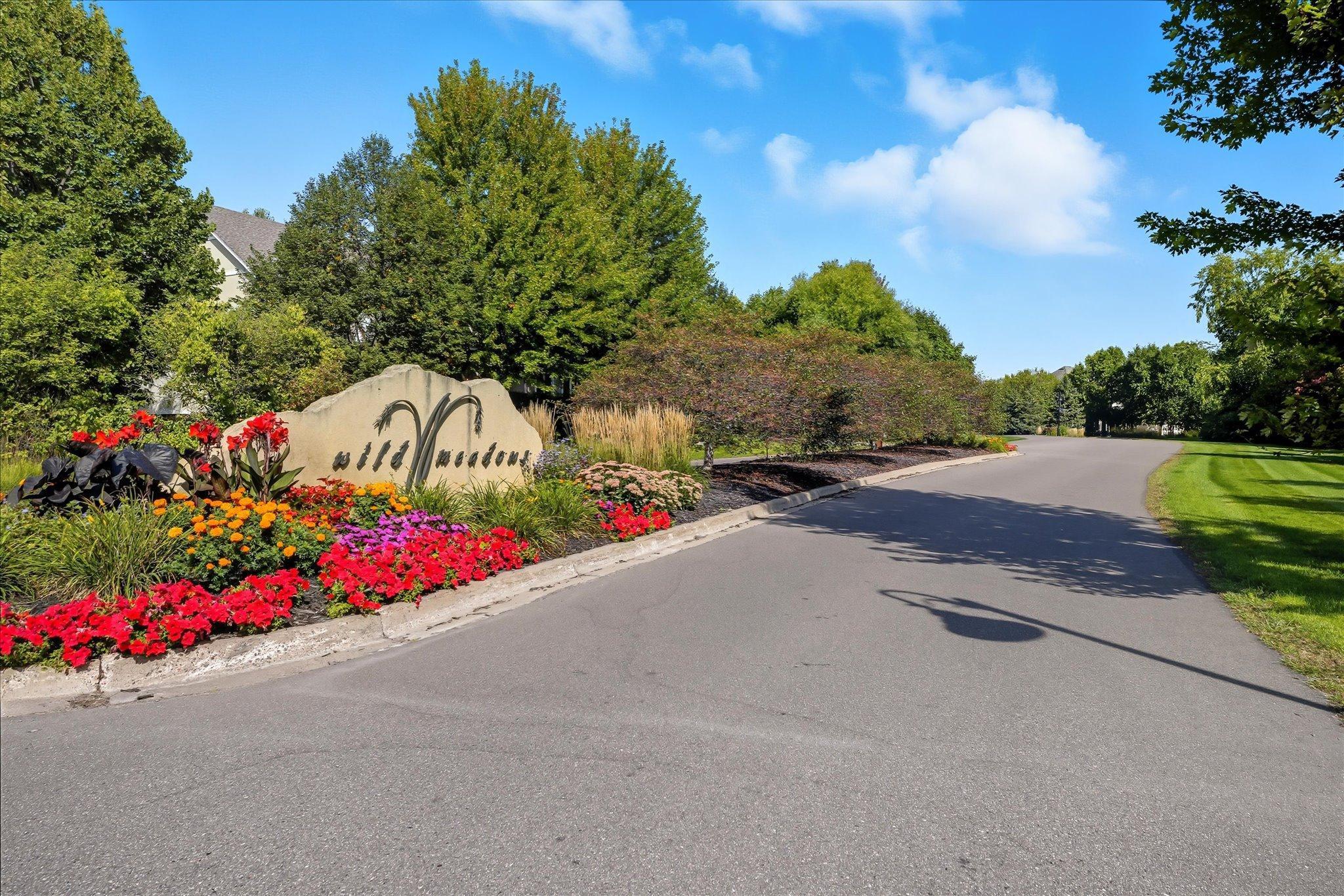 Medina, Minnesota, 55340, United States, 5 Bedrooms Bedrooms, ,3 BathroomsBathrooms,Residential,For Sale,1989034