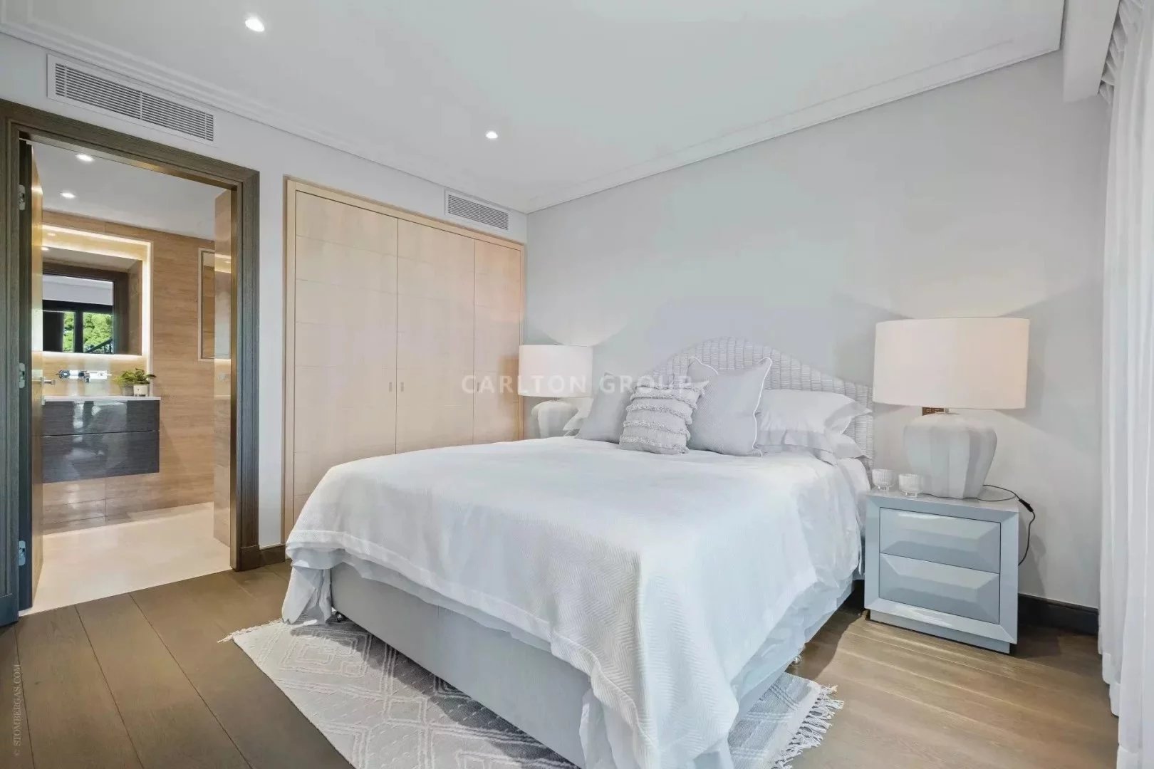 Antibes, Provence-Alpes-Côte d’Azur, 06600, FR, 4 Bedrooms Bedrooms, ,4 BathroomsBathrooms,Residential,For Sale,1829124