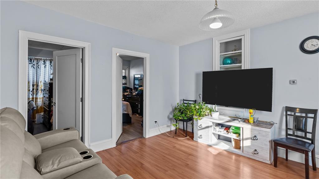 Pawtucket, Rhode Island, 02860, United States, 9 Bedrooms Bedrooms, ,3 BathroomsBathrooms,Residential,For Sale,2009086